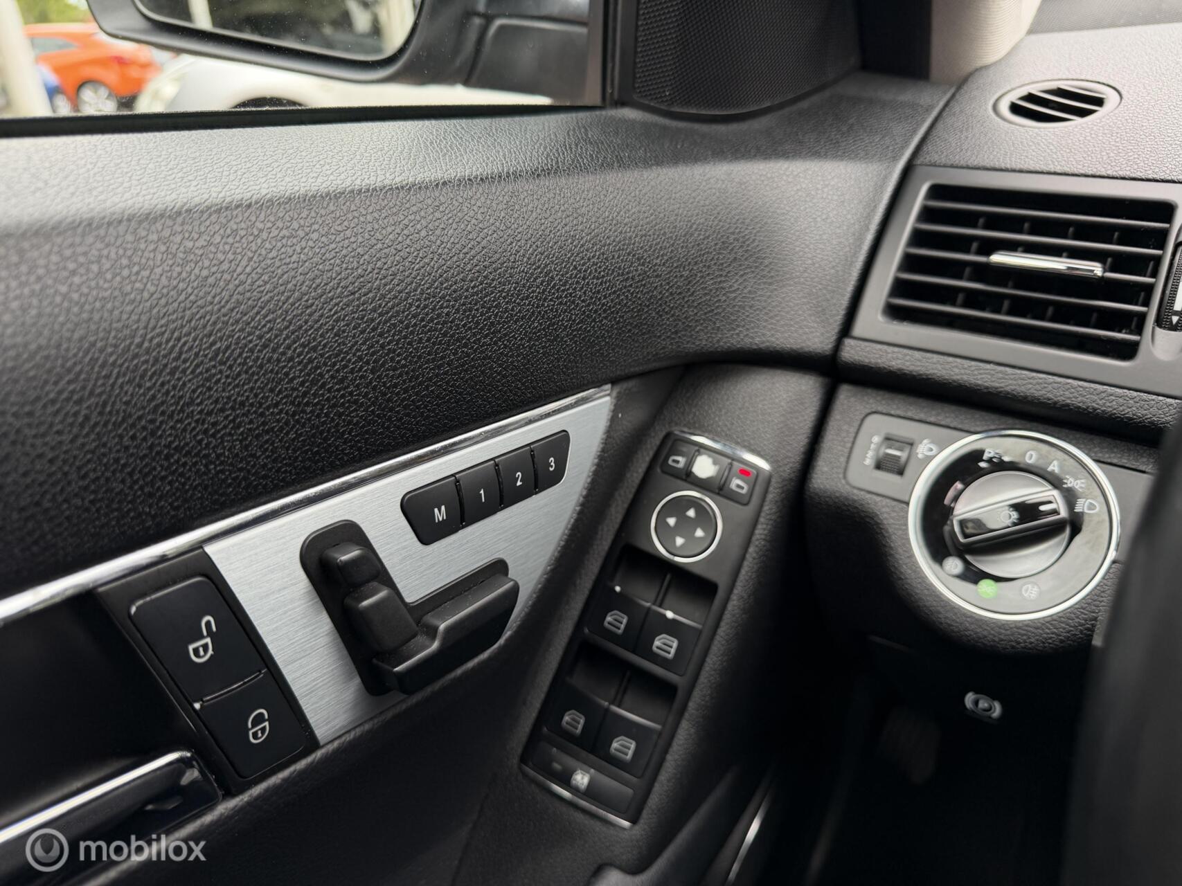 Foto van Mercedes-Benz C 230