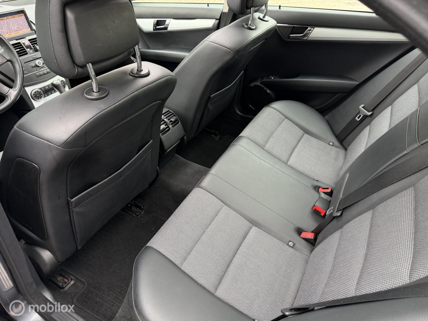 Foto van Mercedes-Benz C 230