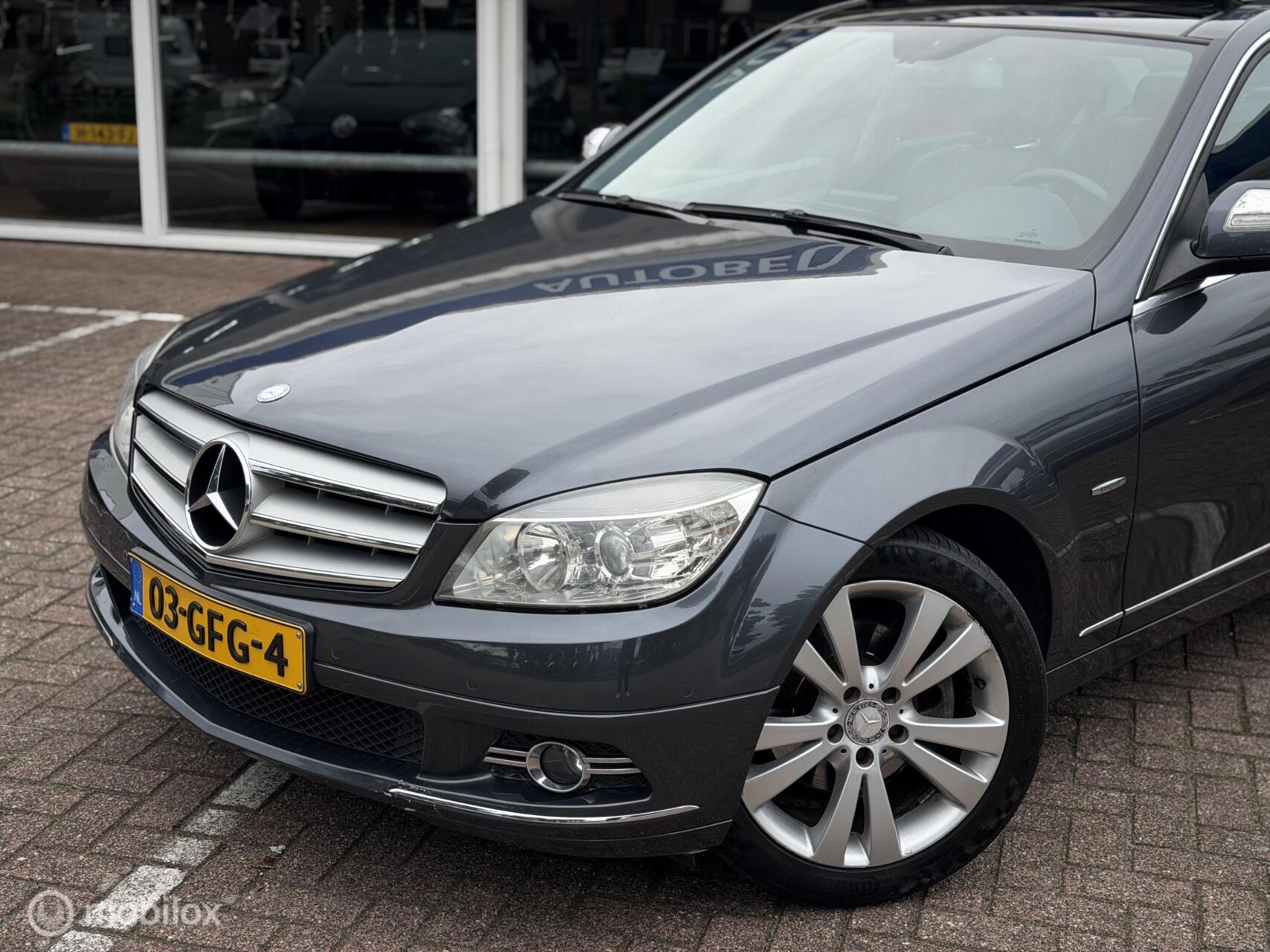 Foto van Mercedes-Benz C 230
