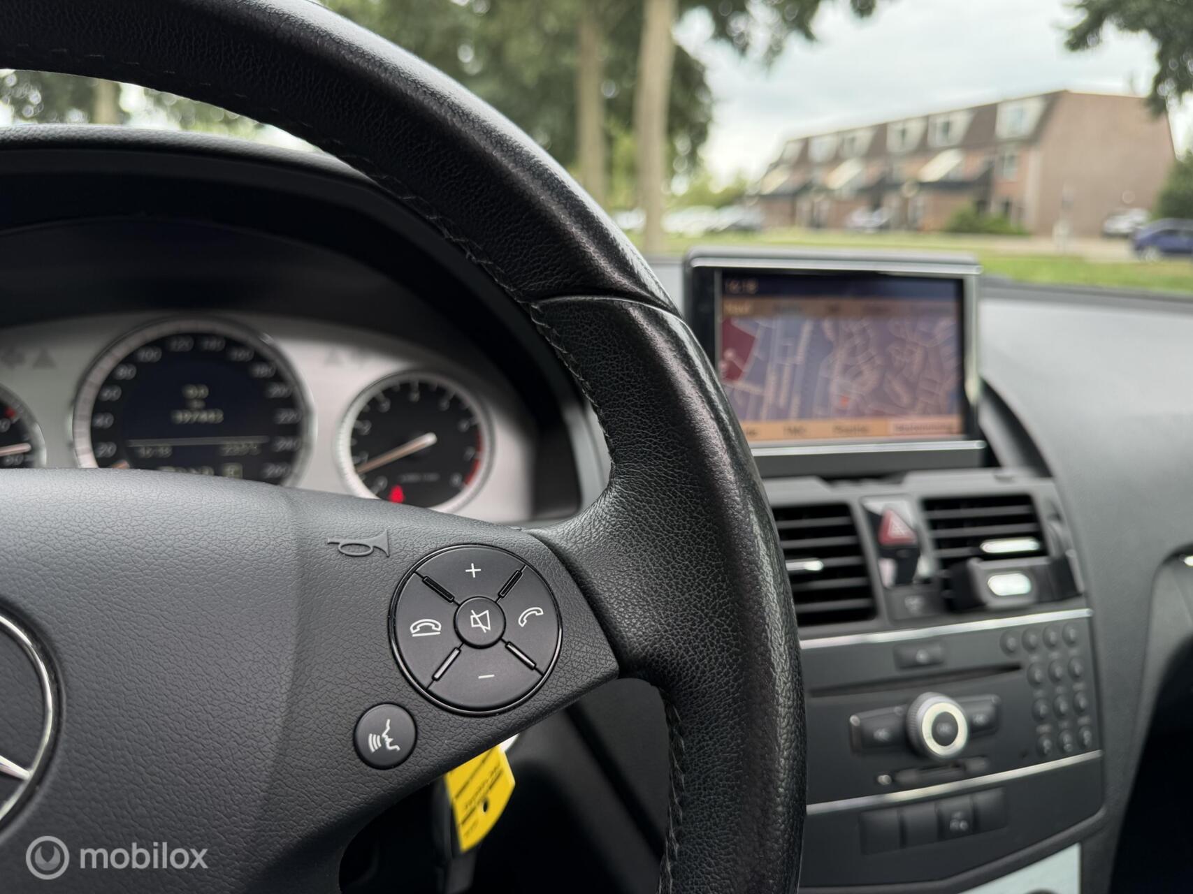 Foto van Mercedes-Benz C 230