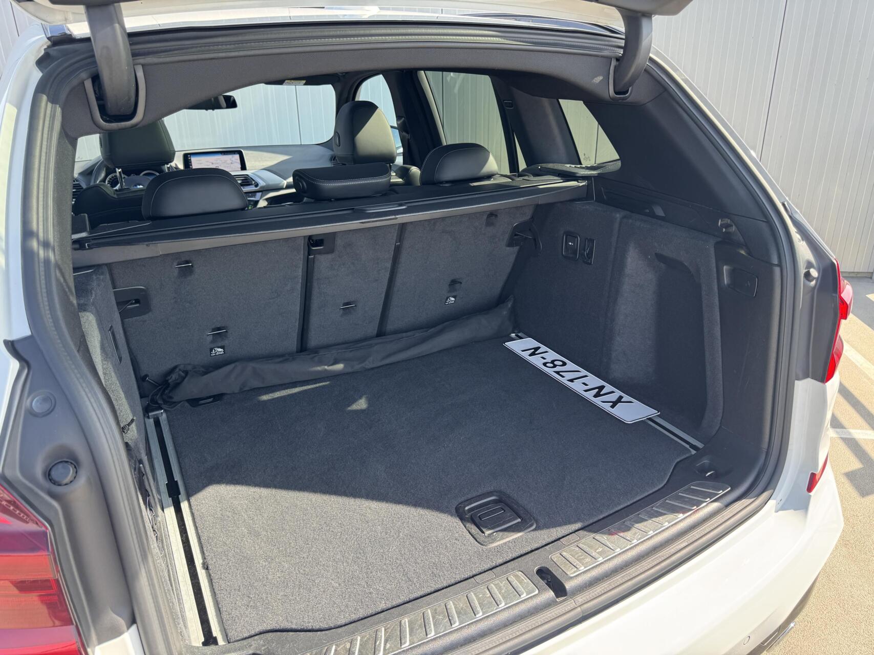 Foto van BMW X3 Xdrive20i