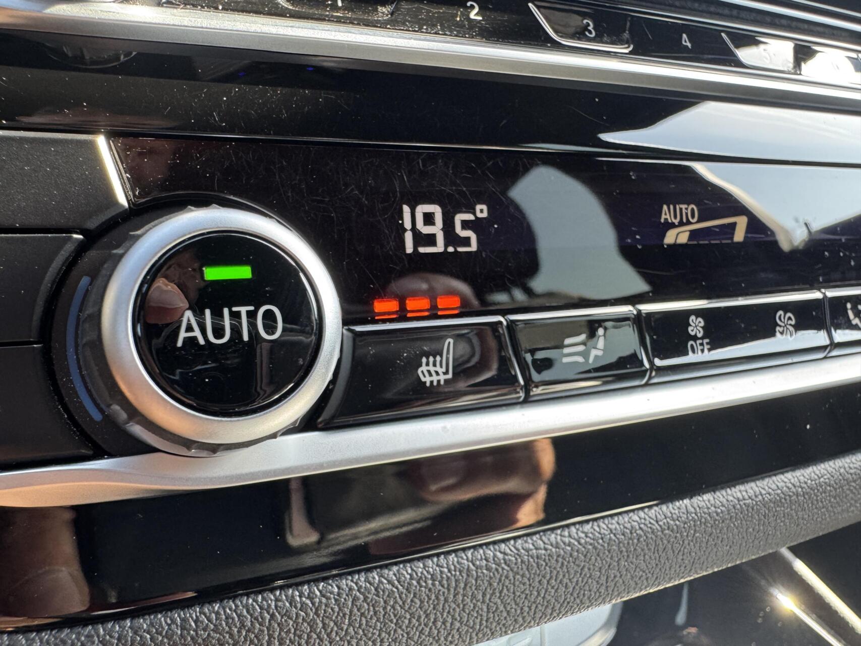 Foto van BMW X3 Xdrive20i