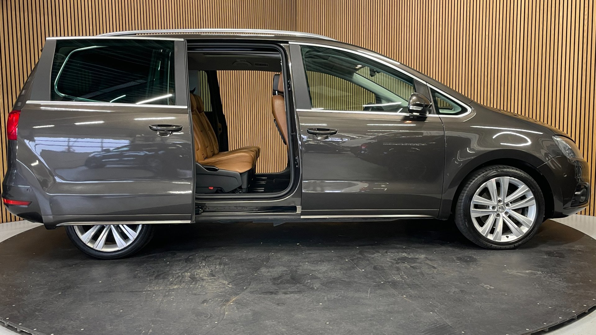 Foto van Seat Alhambra