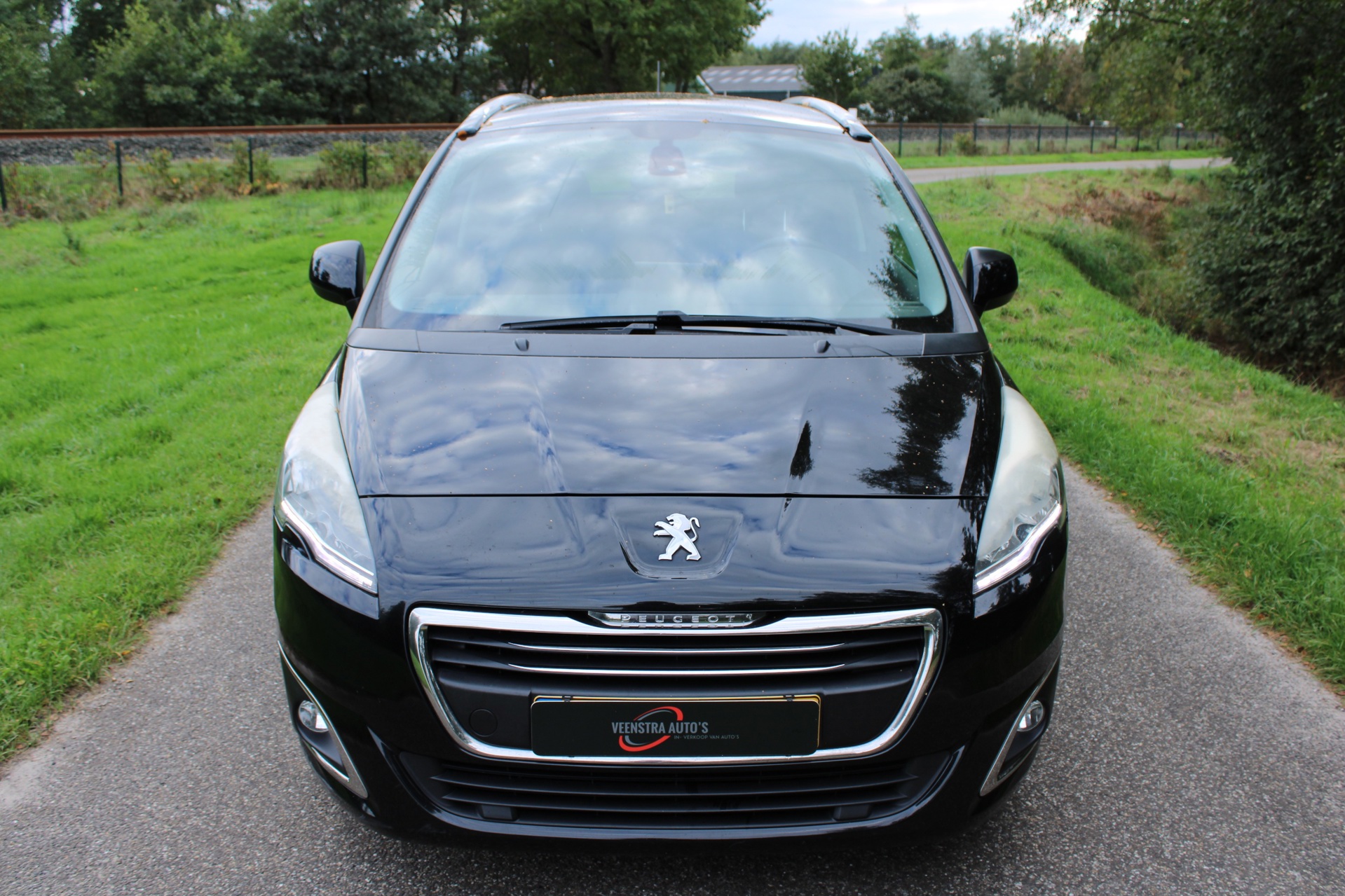Foto van Peugeot 5008