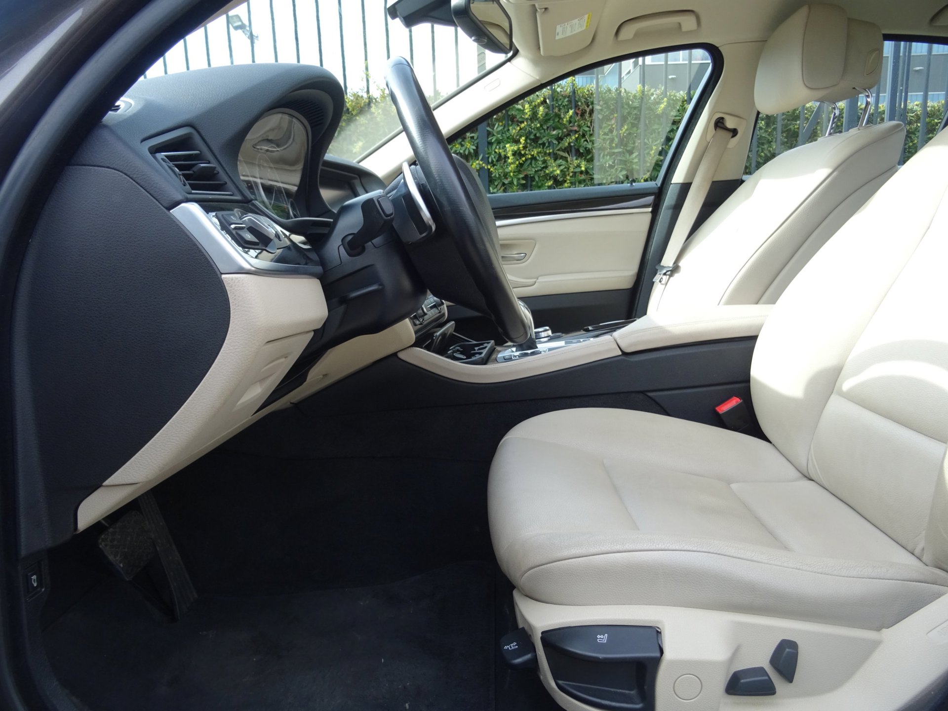 Foto van BMW 523i