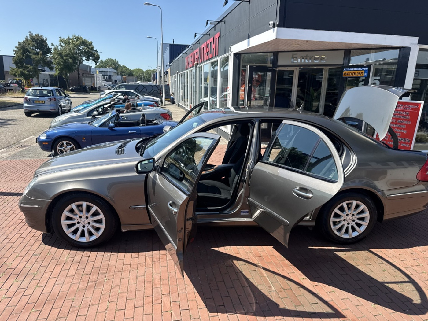 Foto van Mercedes-Benz E 200 CDI