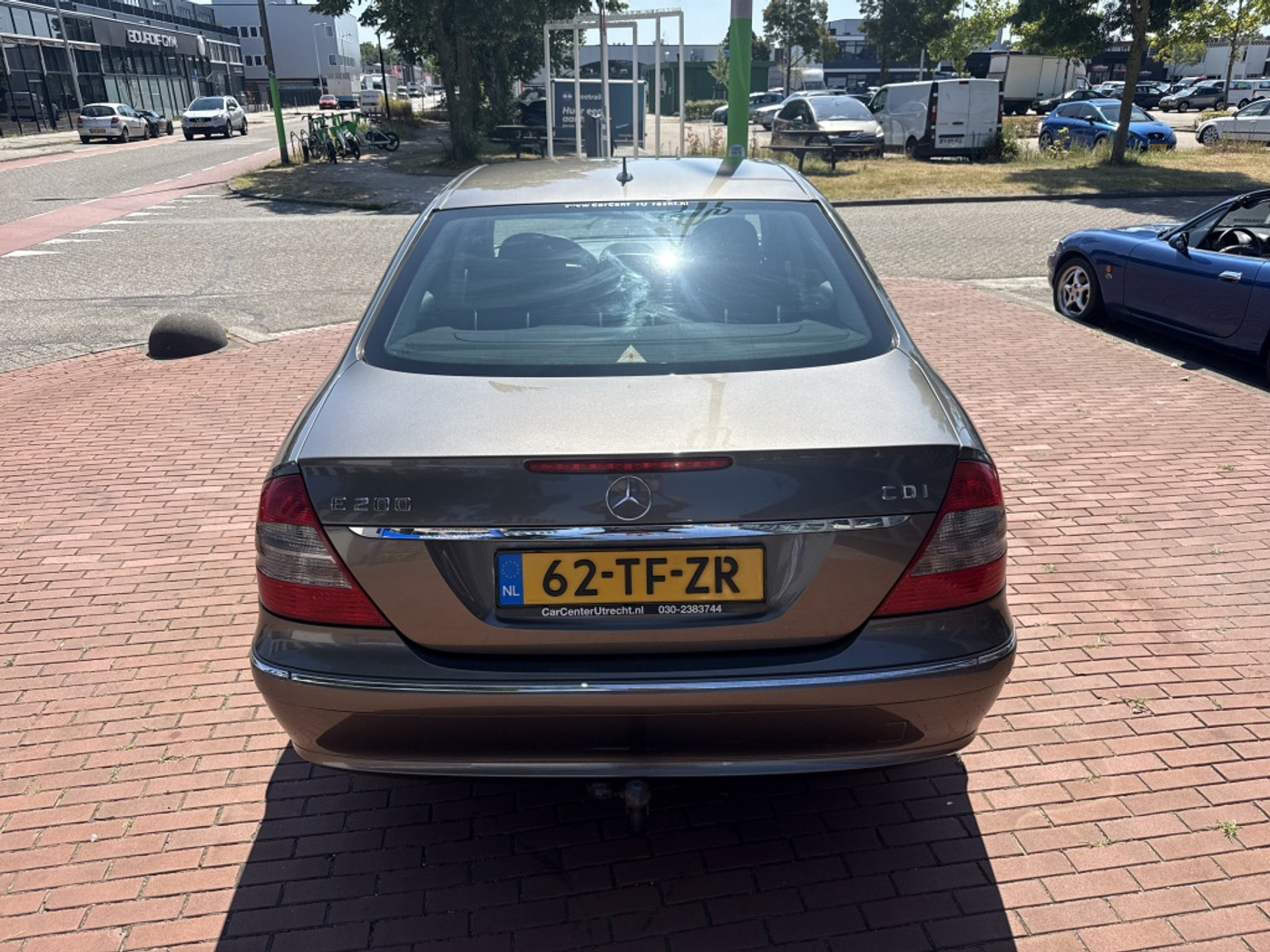 Foto van Mercedes-Benz E 200 CDI