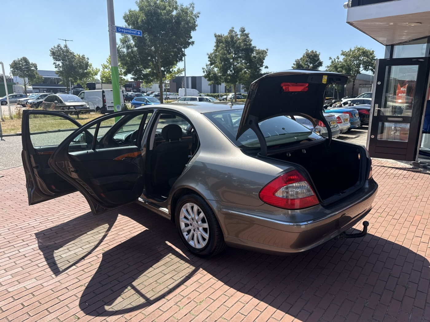 Foto van Mercedes-Benz E 200 CDI