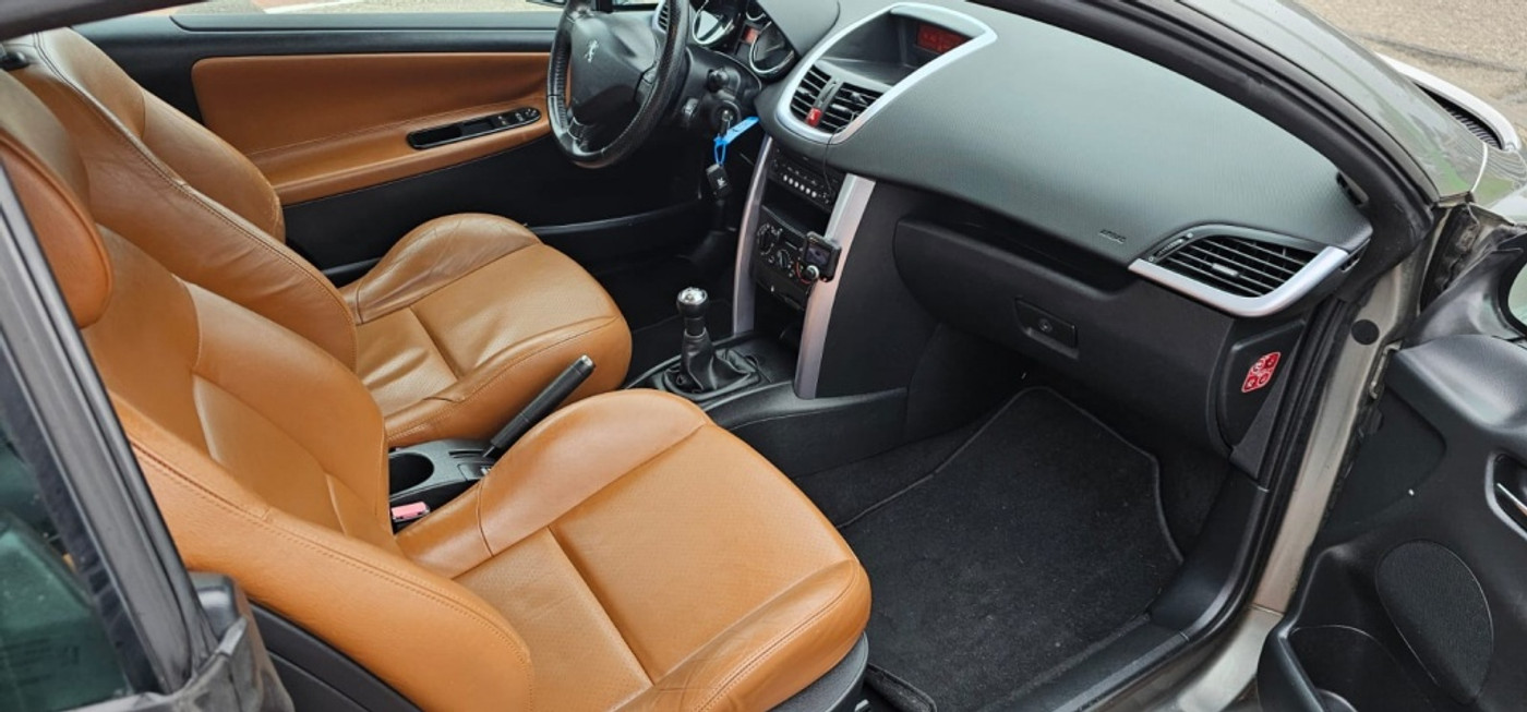 Foto van Peugeot 207 CC