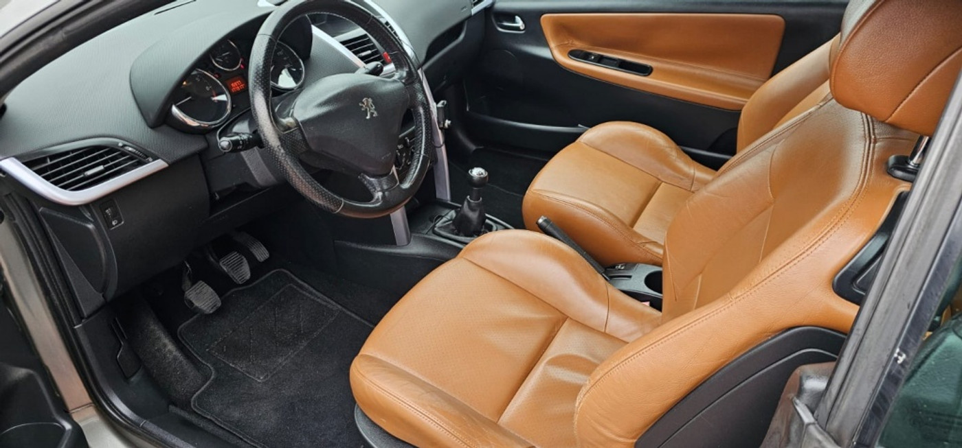 Foto van Peugeot 207 CC