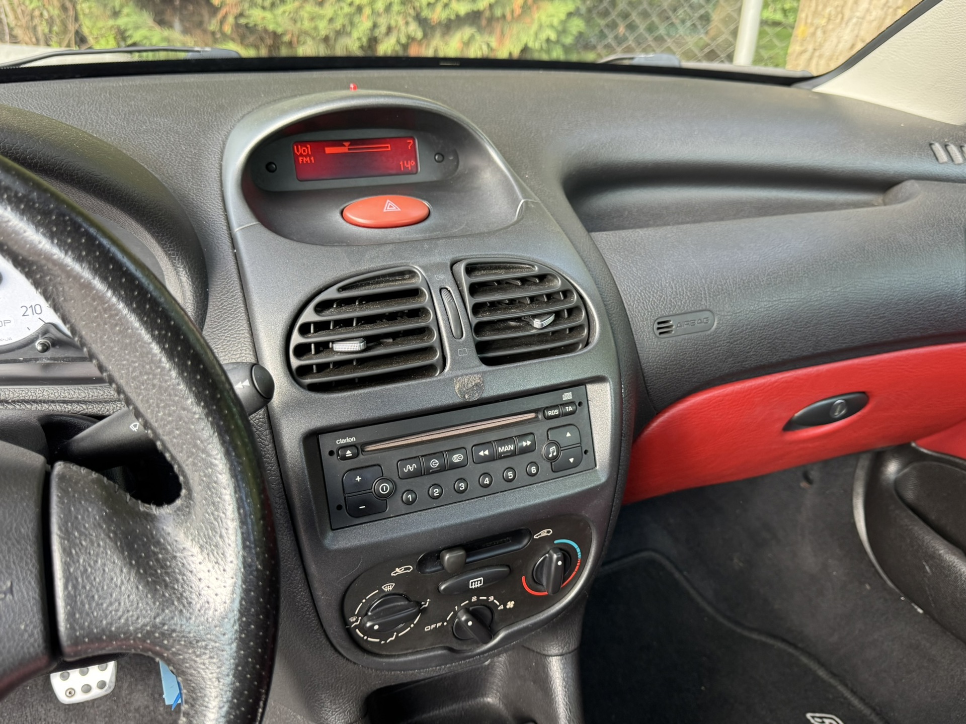 Foto van Peugeot 206 CC