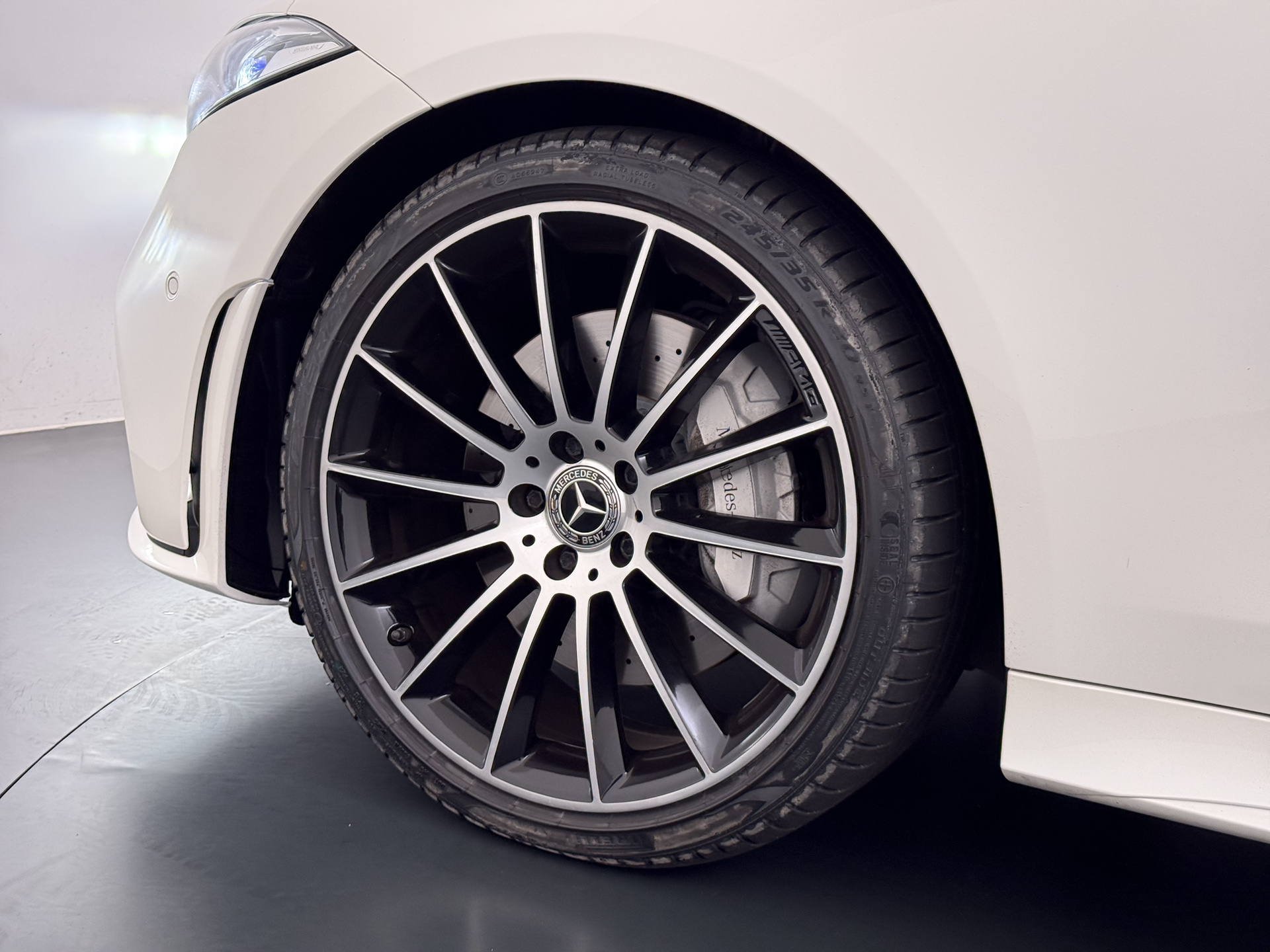 Foto van Mercedes-Benz CLS 450 4Matic