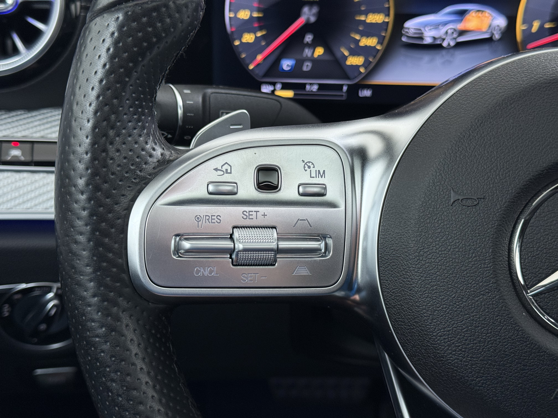 Foto van Mercedes-Benz CLS 450 4Matic