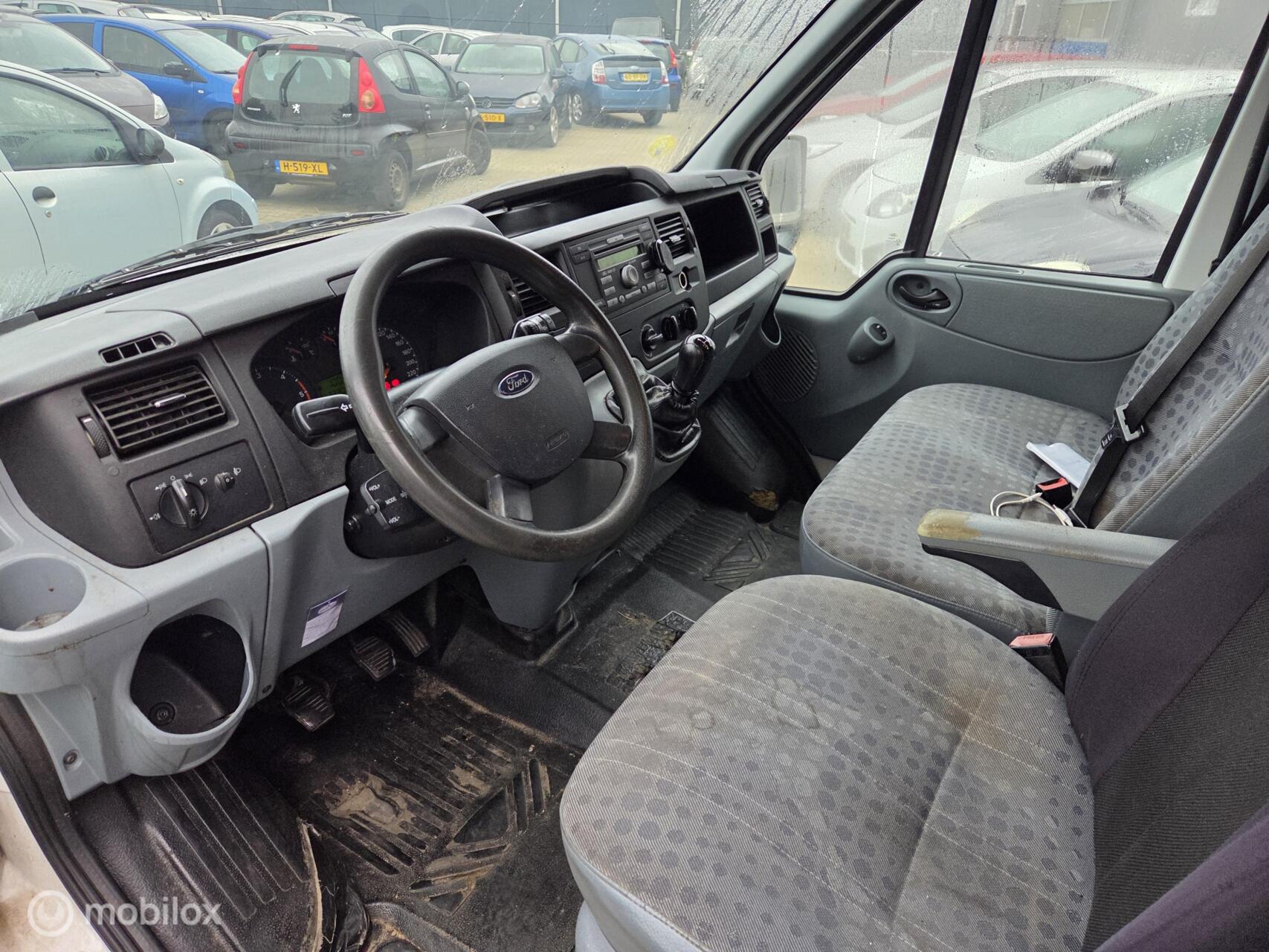 Foto van Ford Transit 260s Van 85dpf LR 4.23