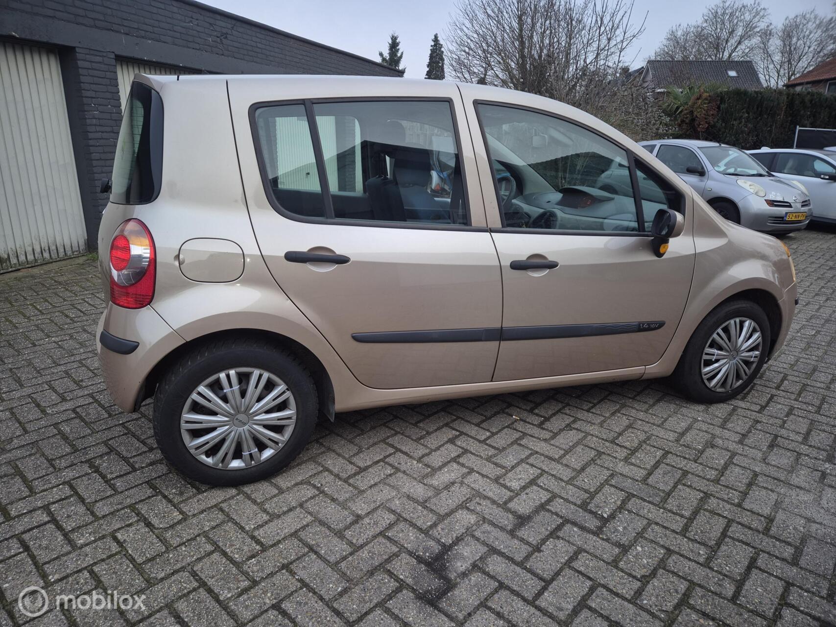 Foto van Renault Modus
