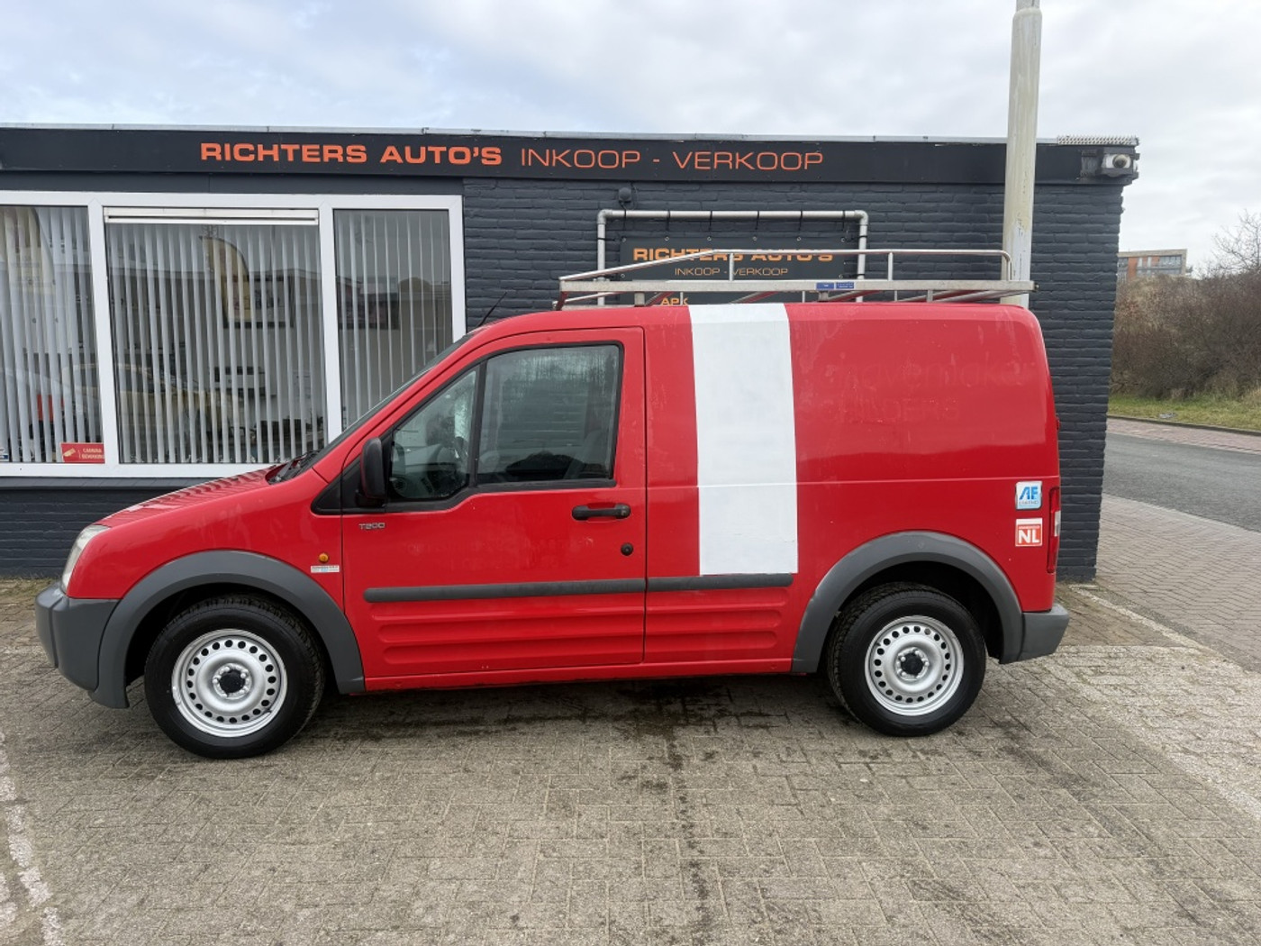 Foto van Ford Transit Connect T200s Van 1,8tdci 81
