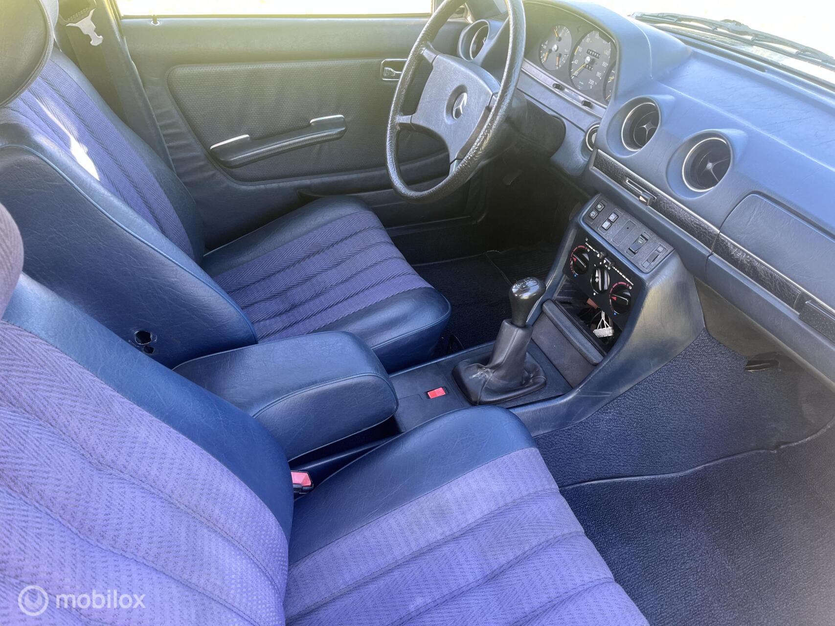 Foto van Mercedes-Benz 230 Te