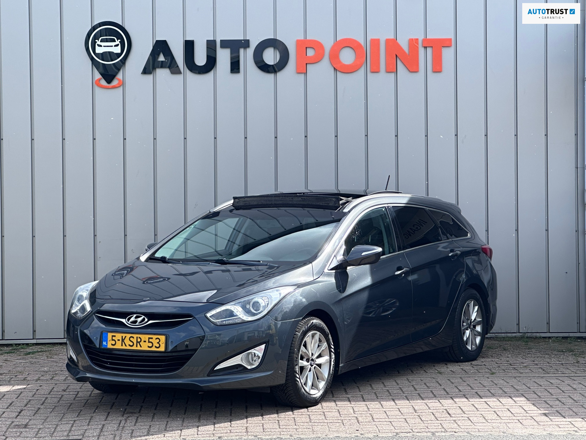 Hyundai I40 2.0 GDI Business Edition PANO TREKHAAK CAMERA 2013 - voorkant