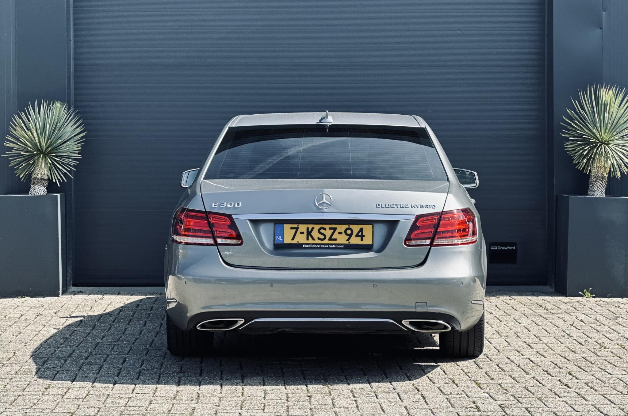 Foto van Mercedes-Benz E 300 Bluetec Hybrid