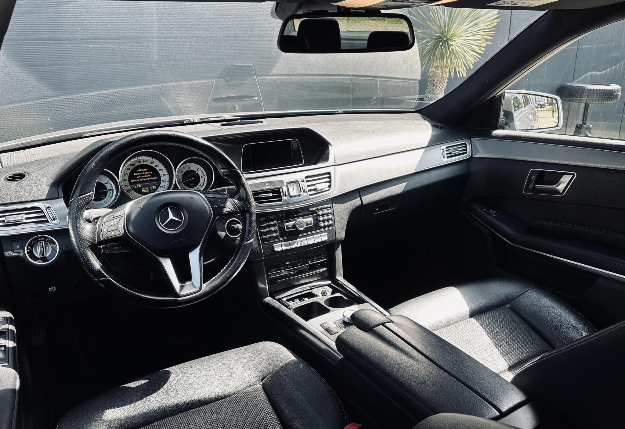 Foto van Mercedes-Benz E 300 Bluetec Hybrid