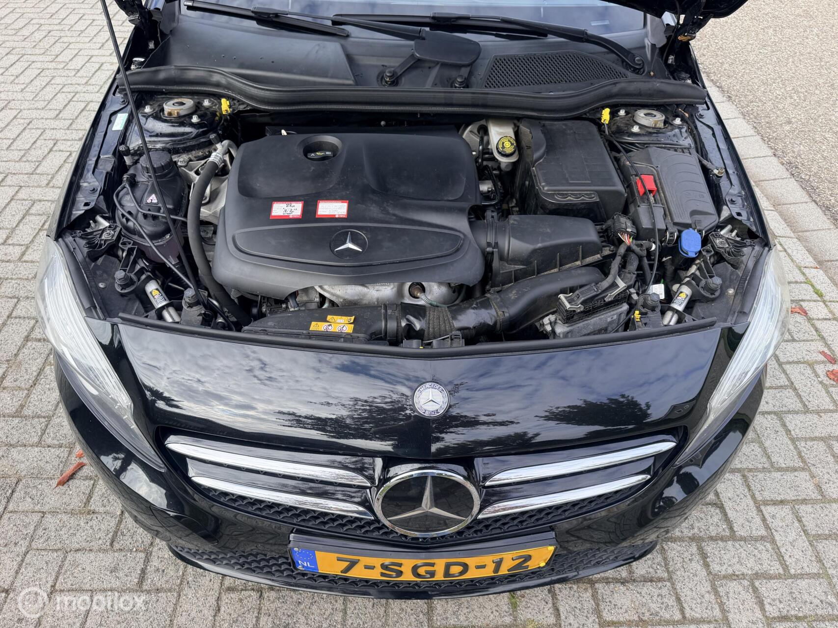Foto van Mercedes-Benz A 180