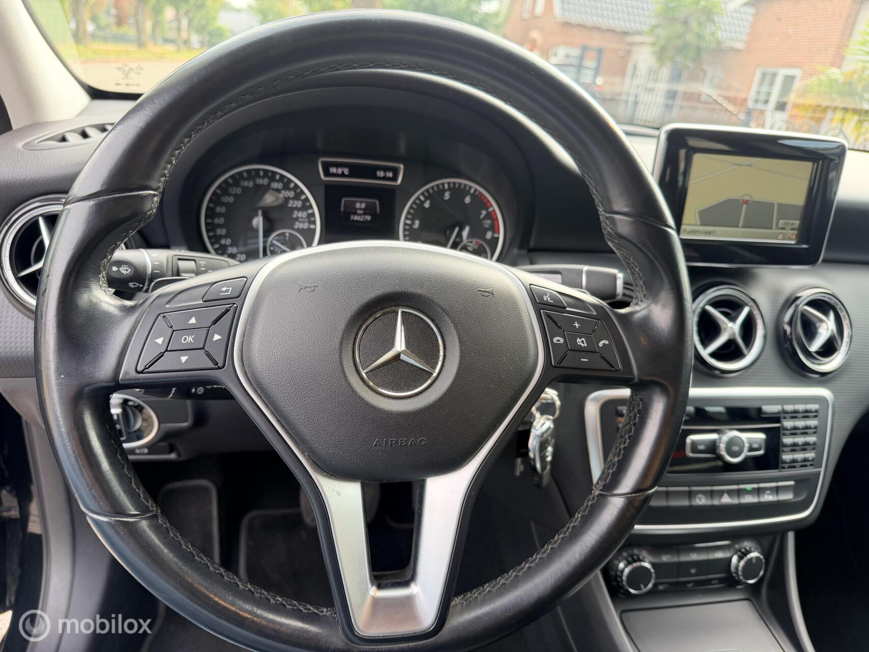 Foto van Mercedes-Benz A 180