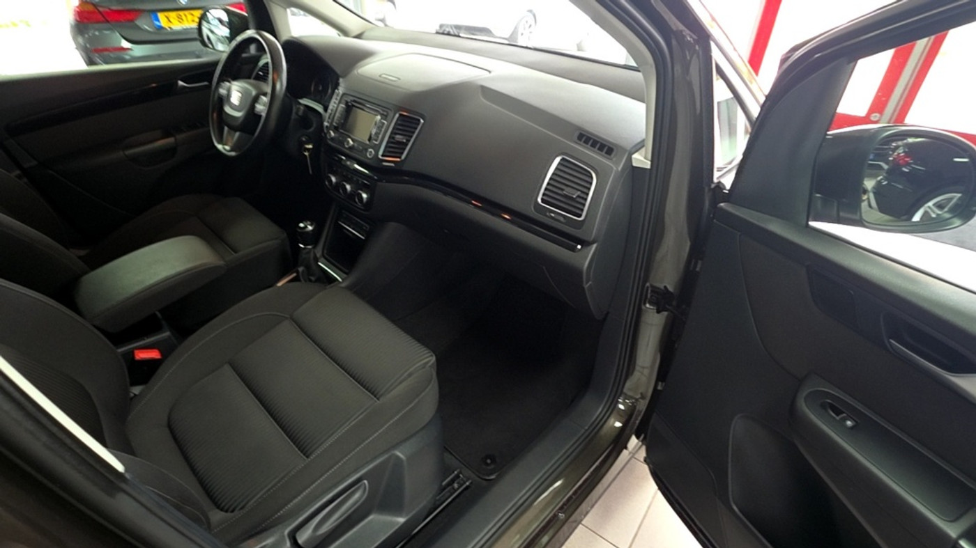 Foto van Seat Alhambra