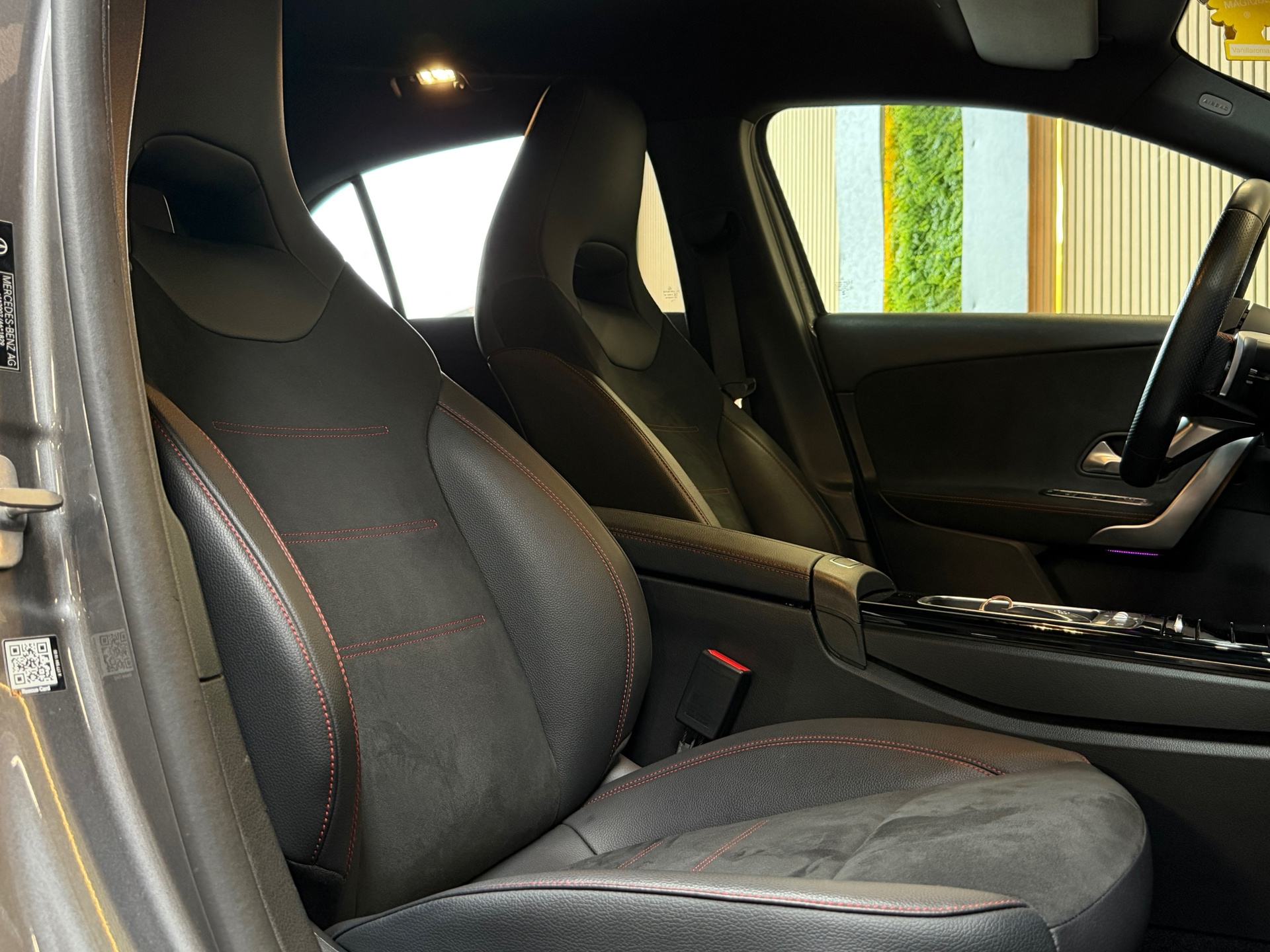 Foto van Mercedes-Benz A 180
