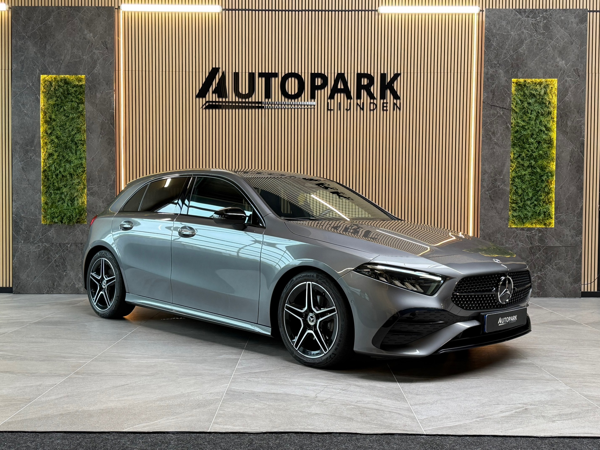 Foto van Mercedes-Benz A 180