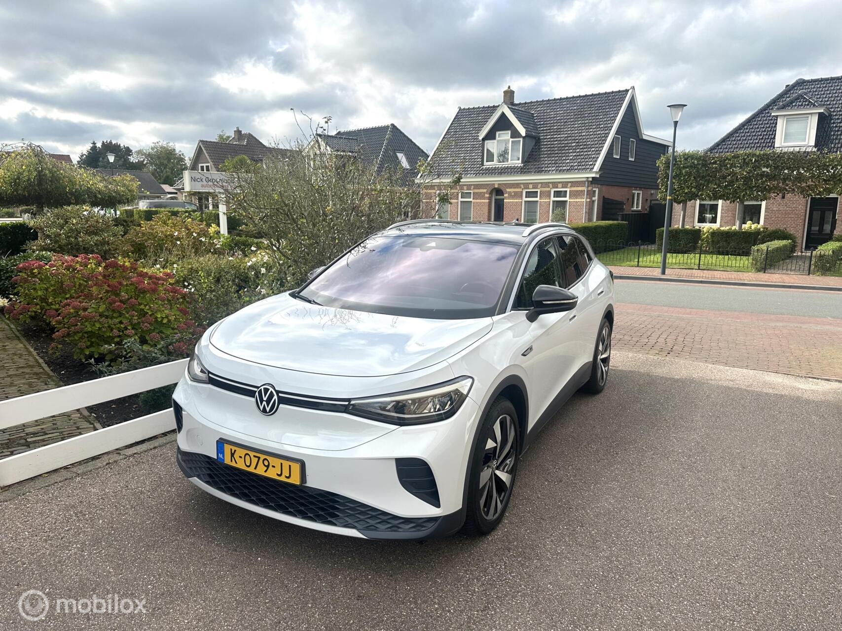 Volkswagen Id.4 Pro 150 KW First 77 kWh STUUR/STOELVERWARMING WEGDRAAIBARE TREKHAAK CARPLAY SFEERVERLICHTING CAMERA ACCU GARANTIE!! 2020 - voorkant
