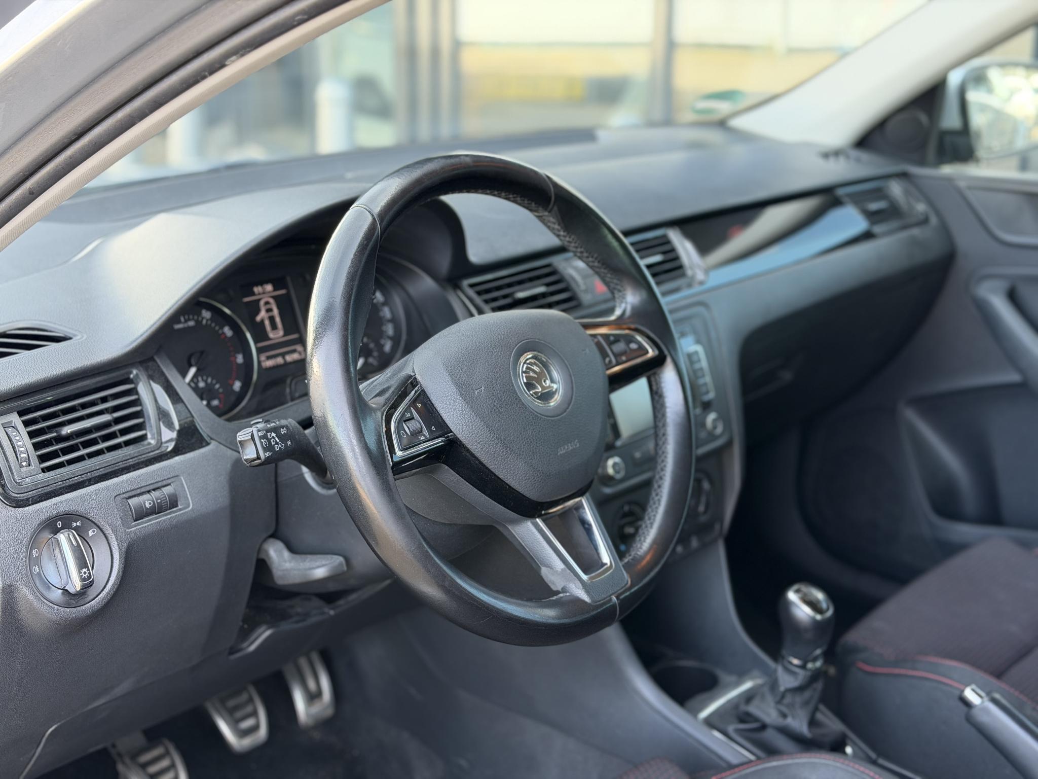 Foto van Skoda Rapid