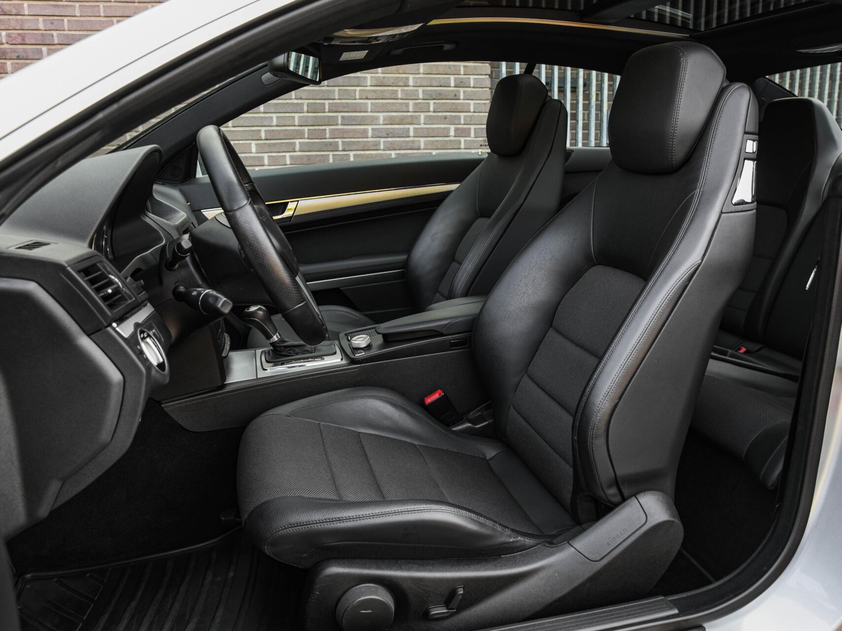 Foto van Mercedes-Benz E 200