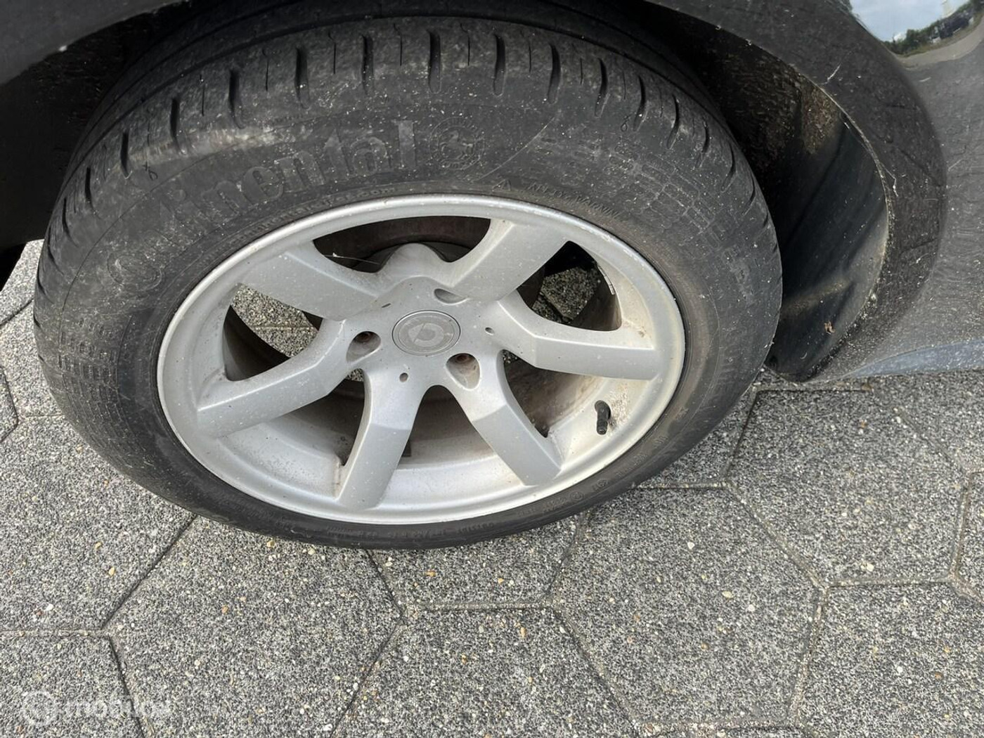 Foto van Smart Roadster