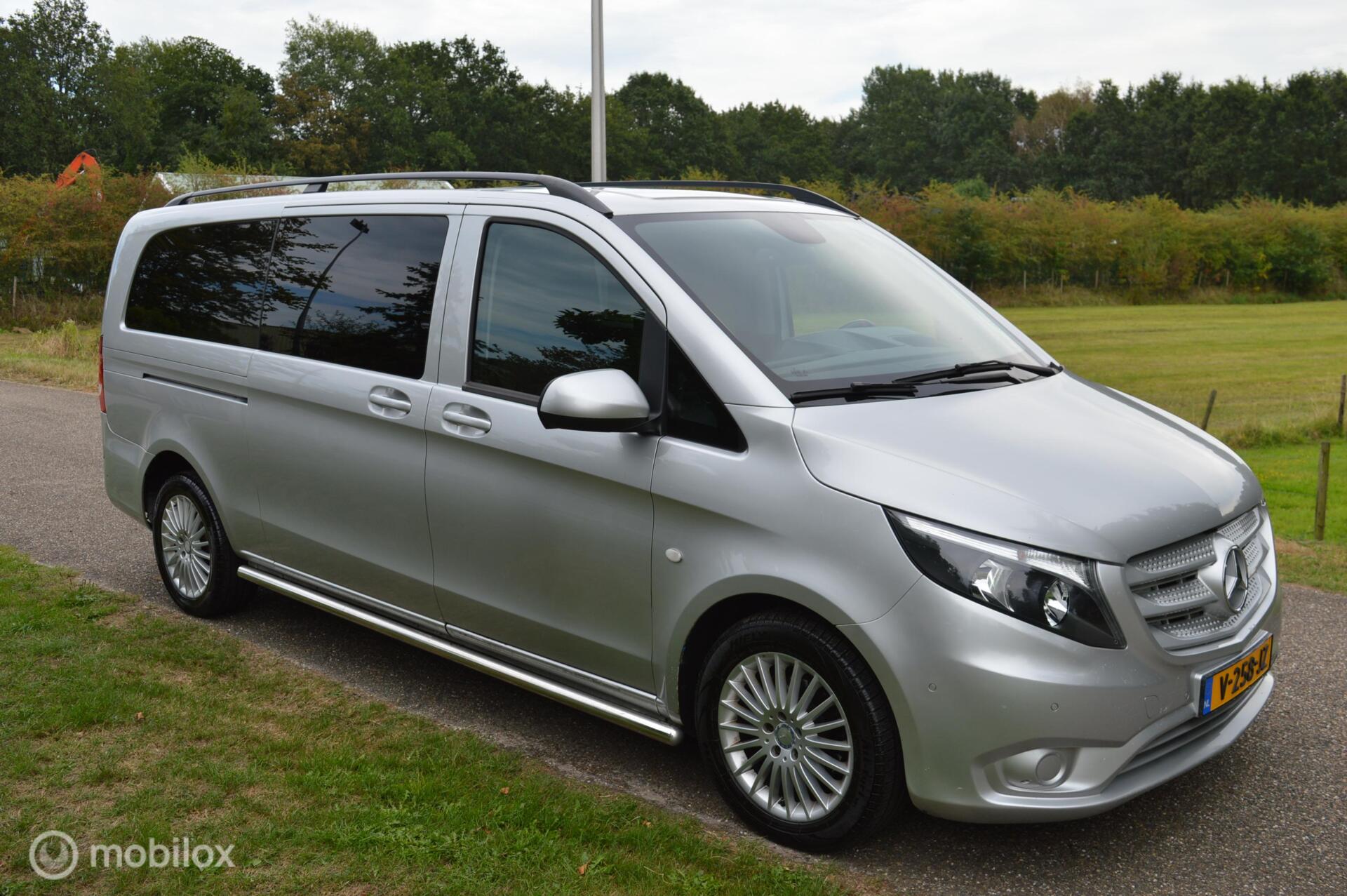 Foto van Mercedes-Benz Vito Tourer