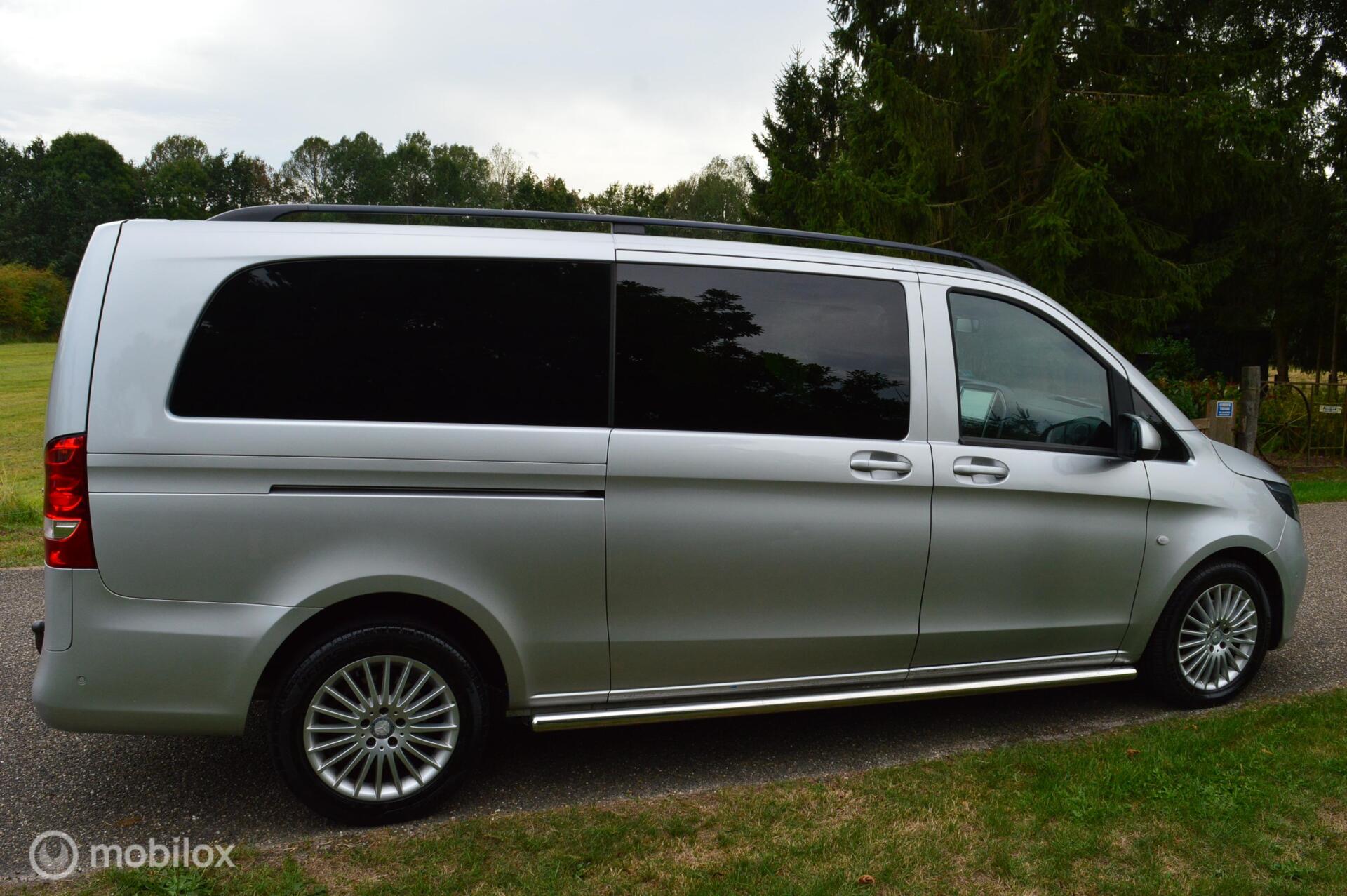 Foto van Mercedes-Benz Vito Tourer