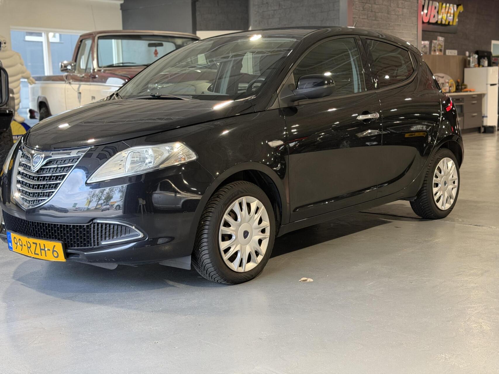 Foto van Lancia Ypsilon