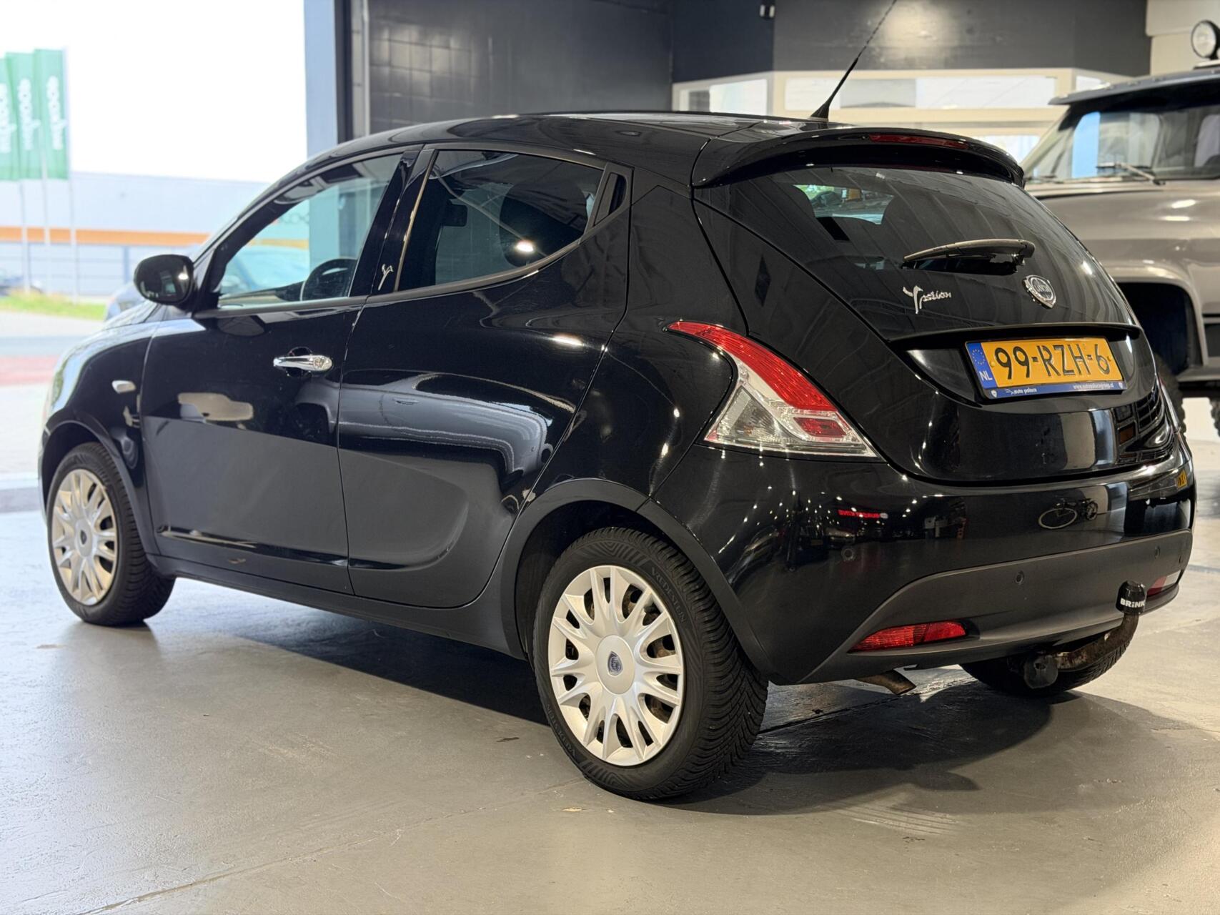 Foto van Lancia Ypsilon
