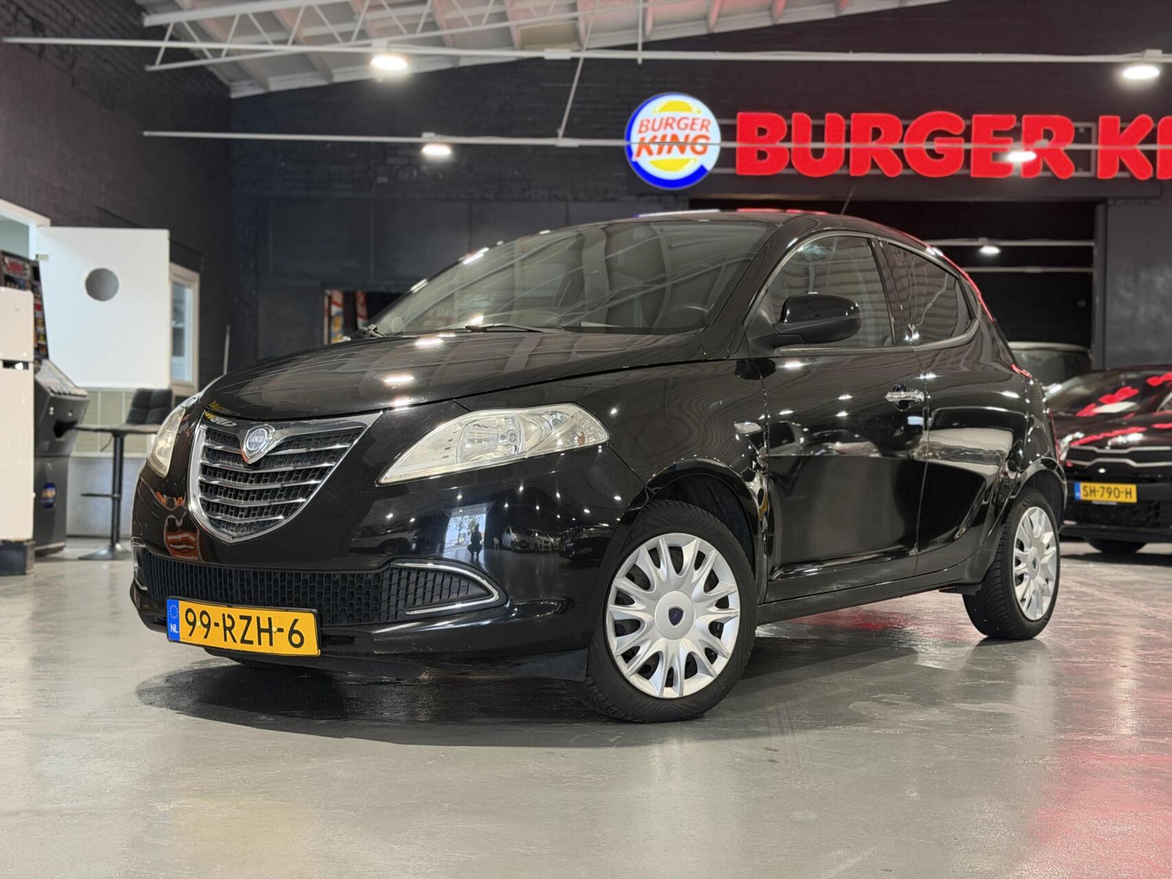 Foto van Lancia Ypsilon