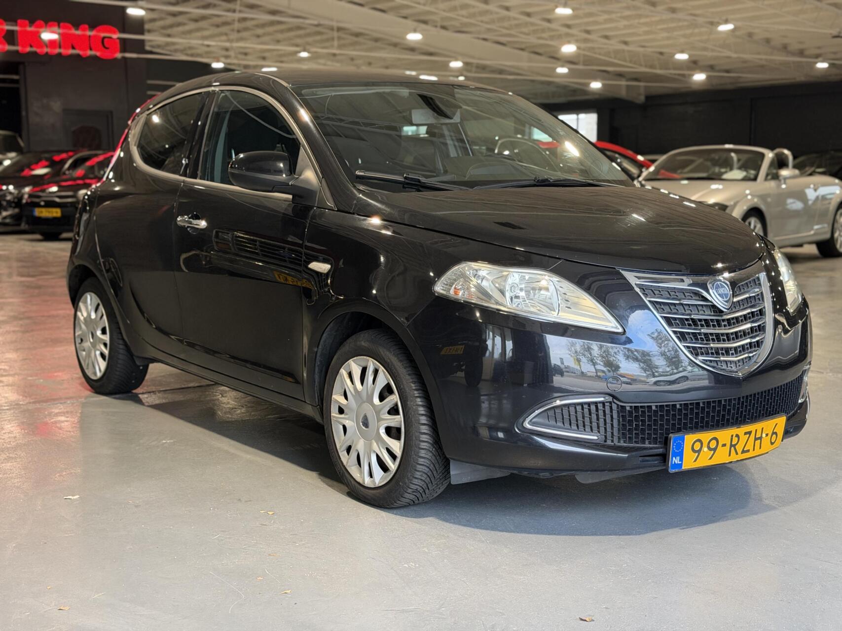 Foto van Lancia Ypsilon