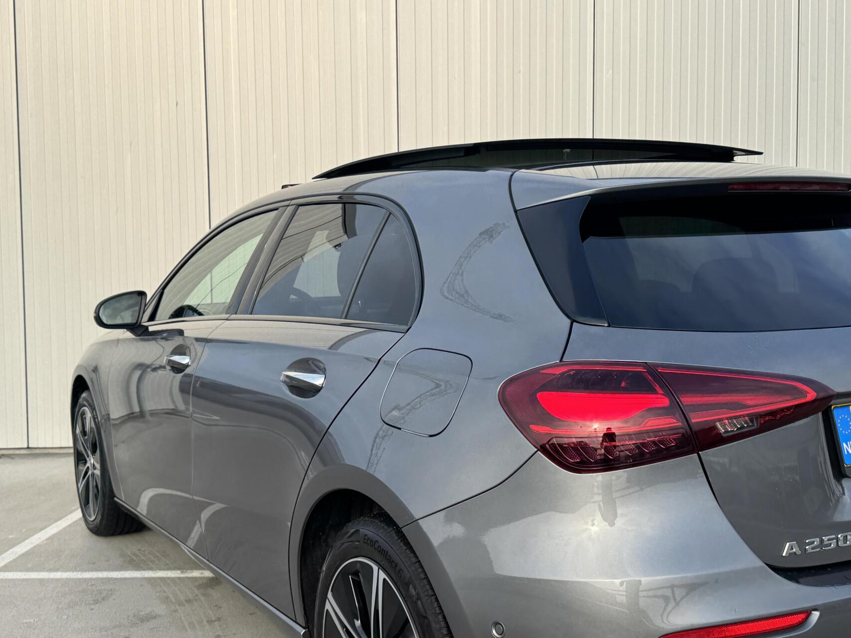 Foto van Mercedes-Benz A 250 E