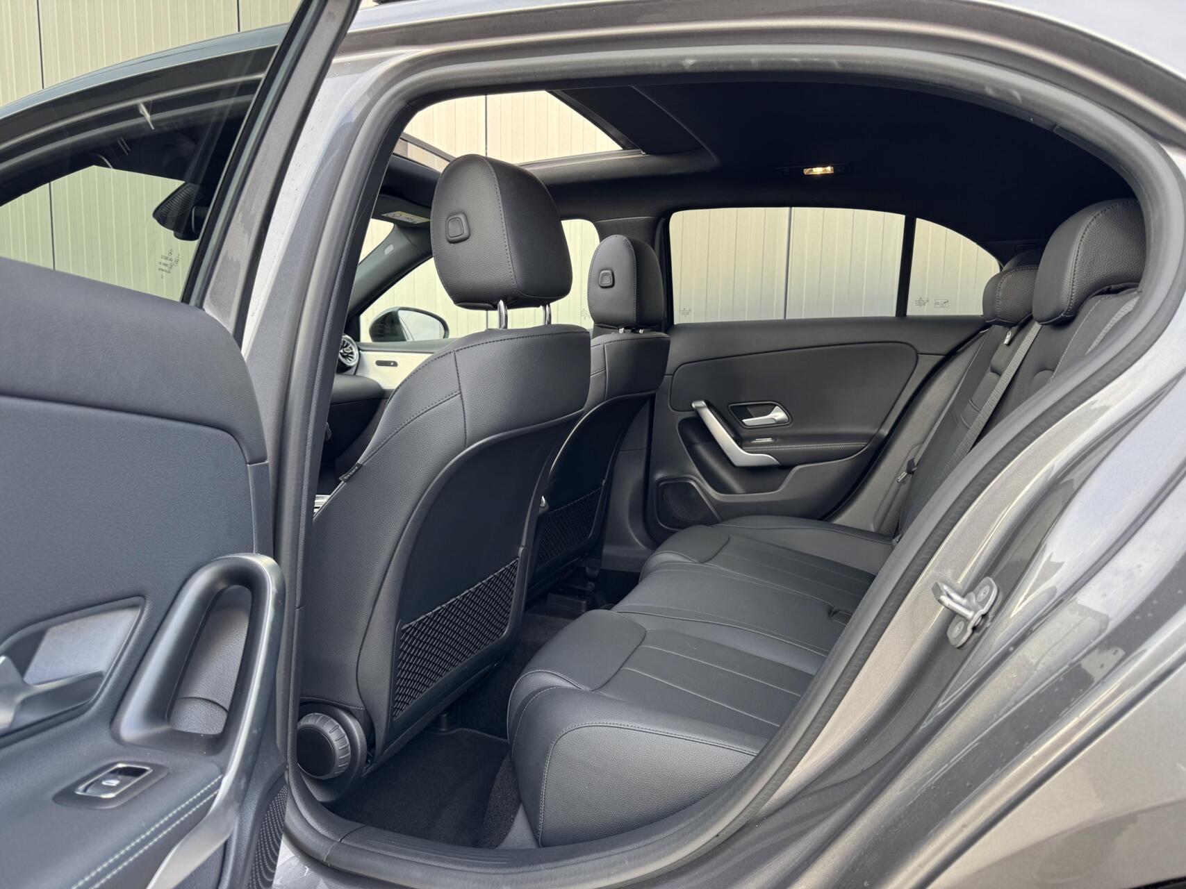 Foto van Mercedes-Benz A 250 E