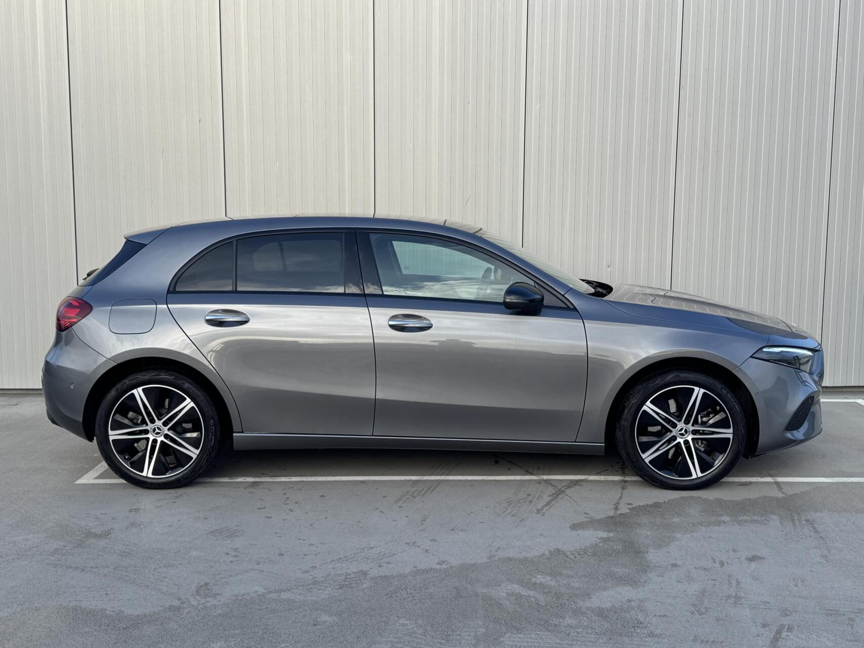Foto van Mercedes-Benz A 250 E