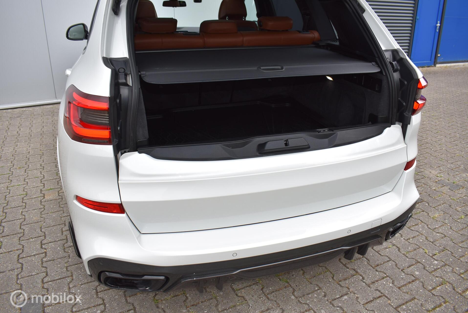 Foto van BMW X5 Xdrive40i