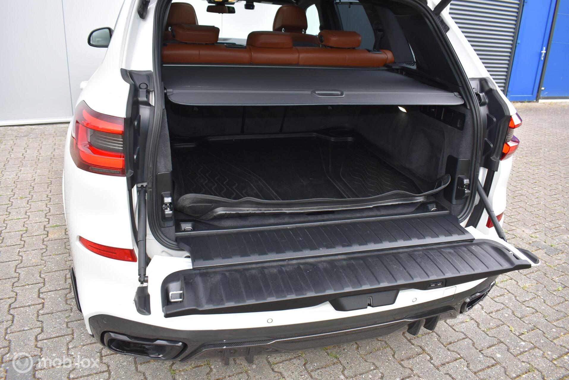 Foto van BMW X5 Xdrive40i