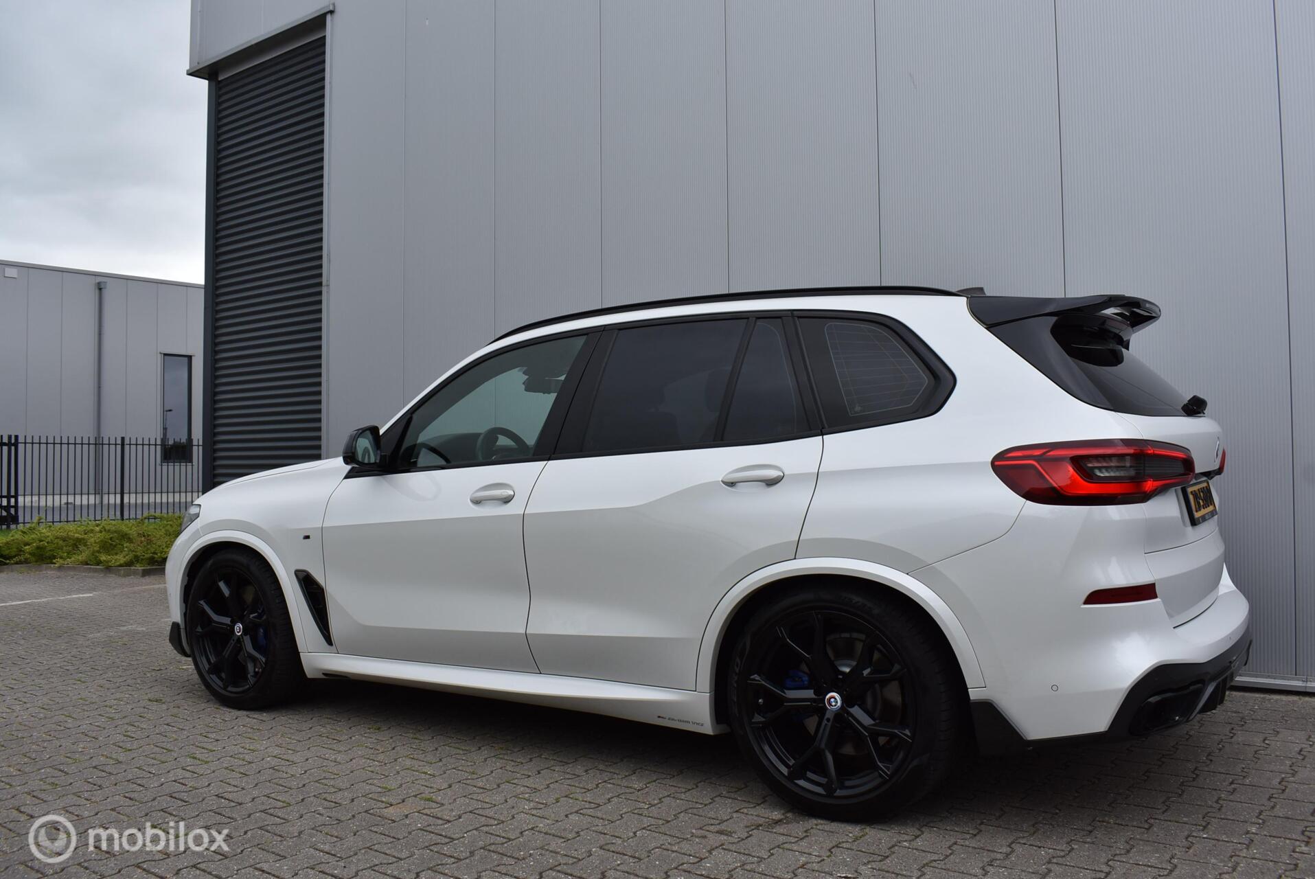 Foto van BMW X5 Xdrive40i