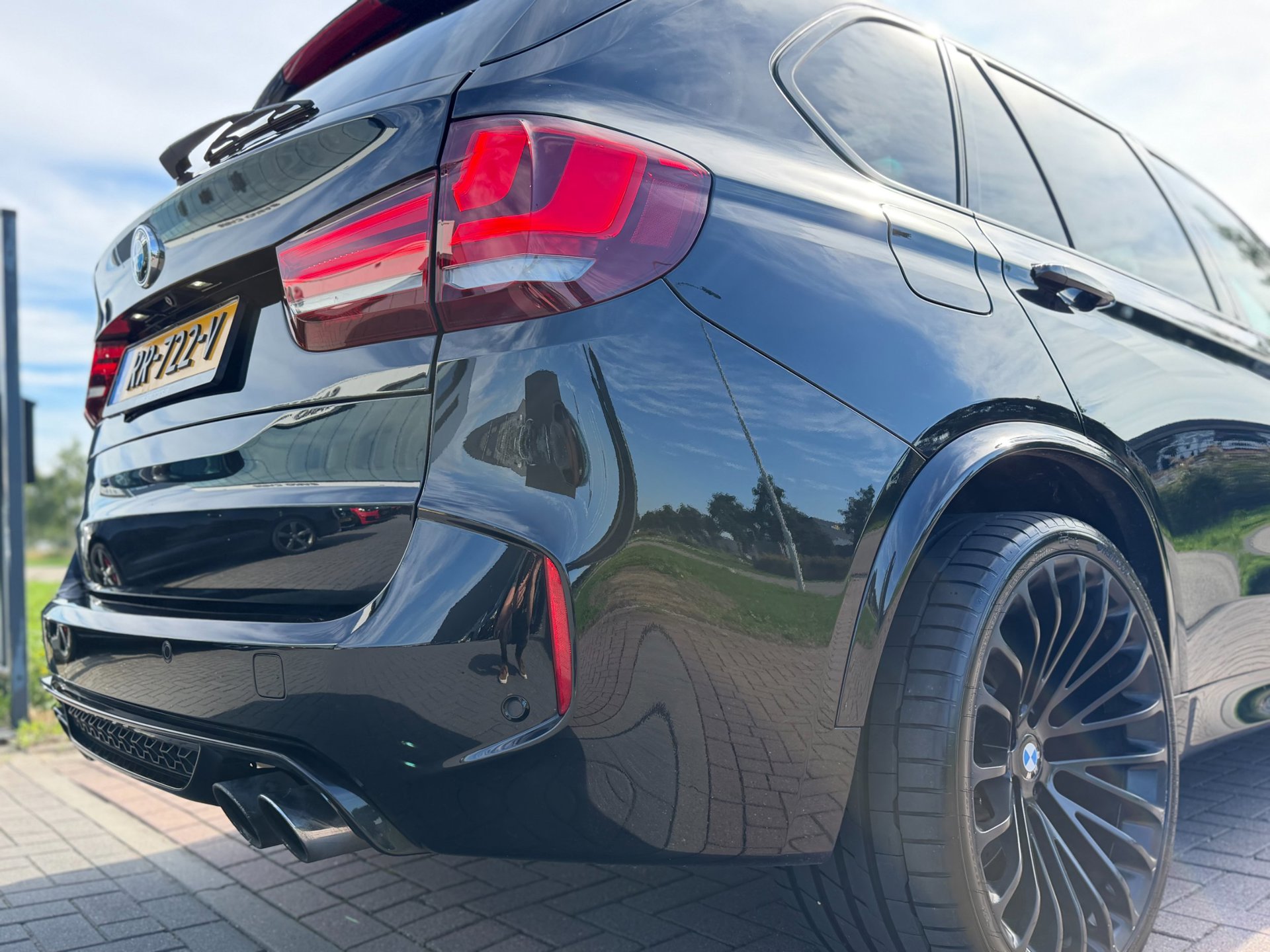 Foto van BMW X5 M