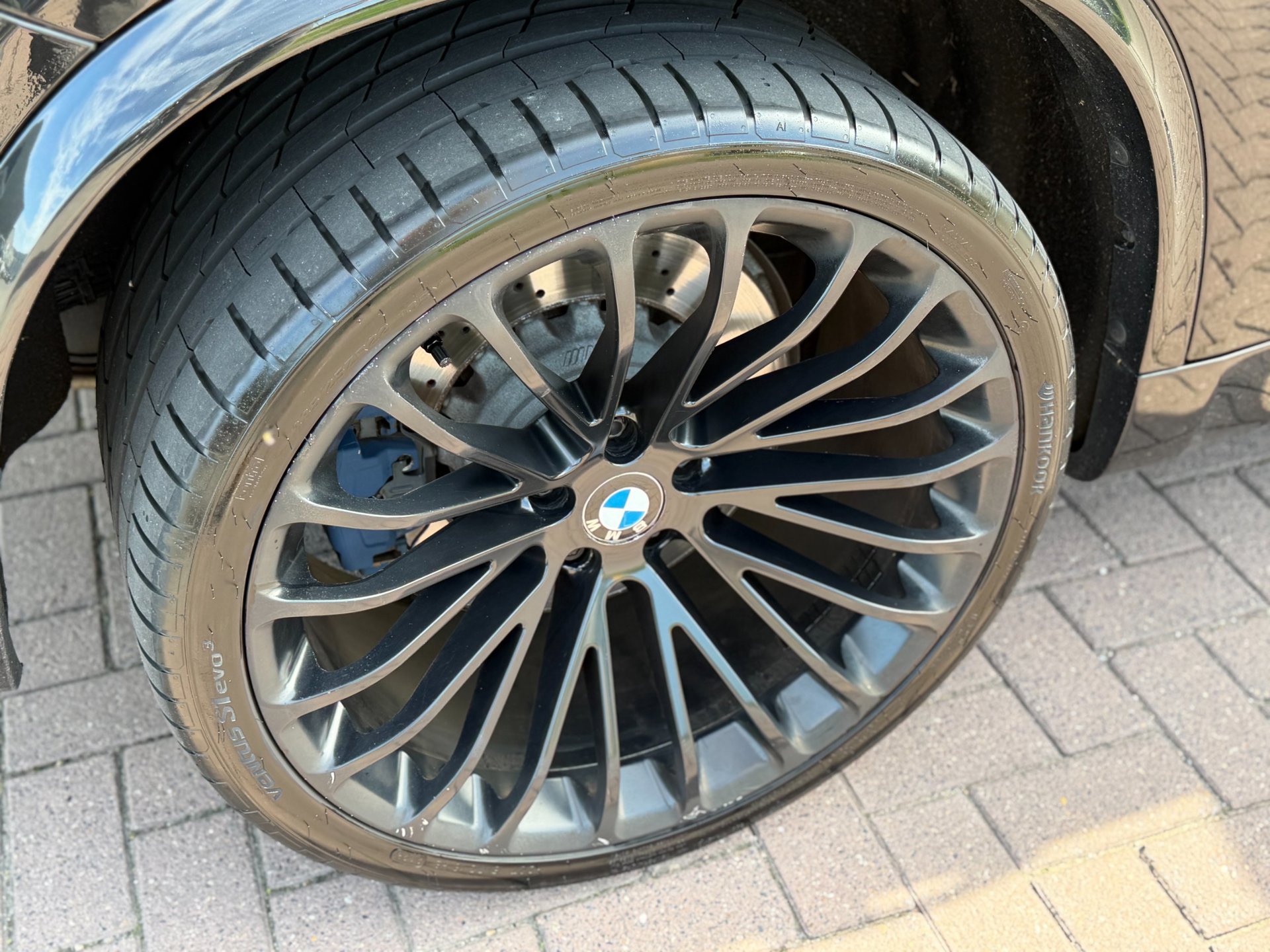 Foto van BMW X5 M