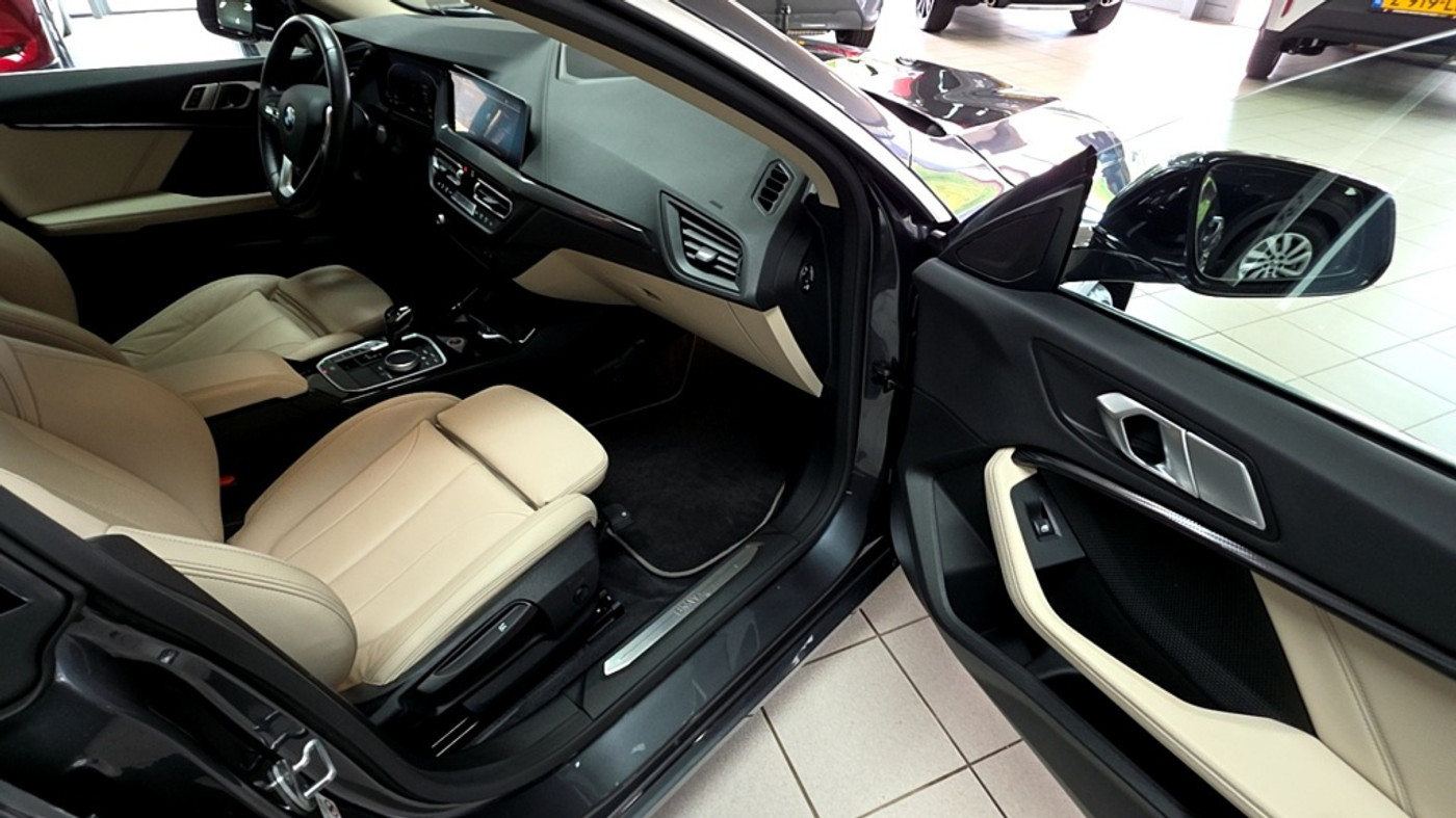 Foto van BMW 220i