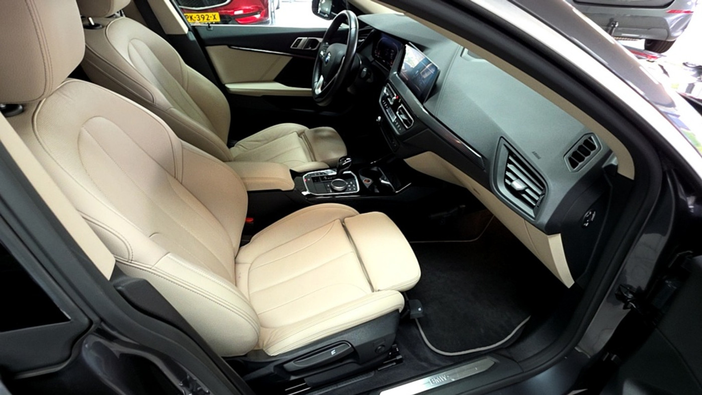 Foto van BMW 220i