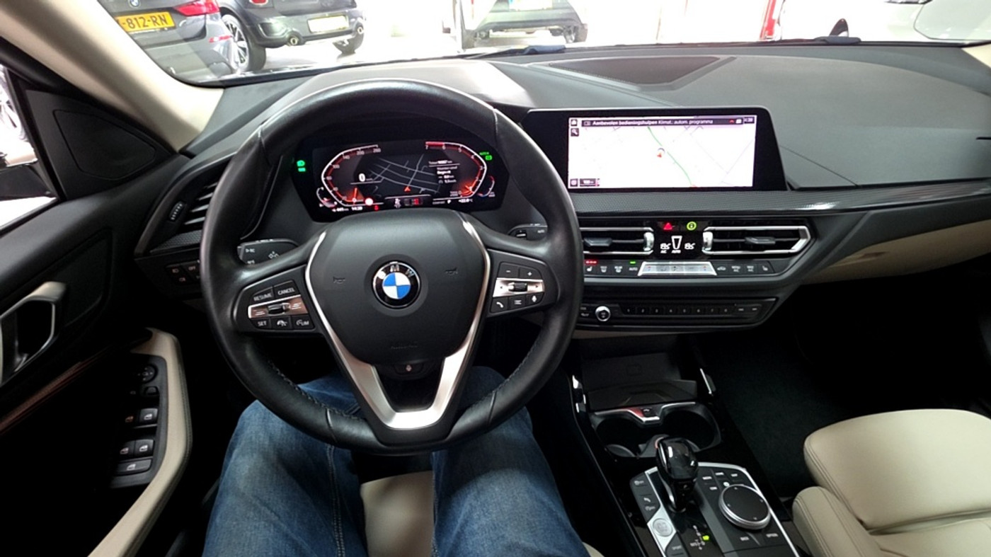 Foto van BMW 220i